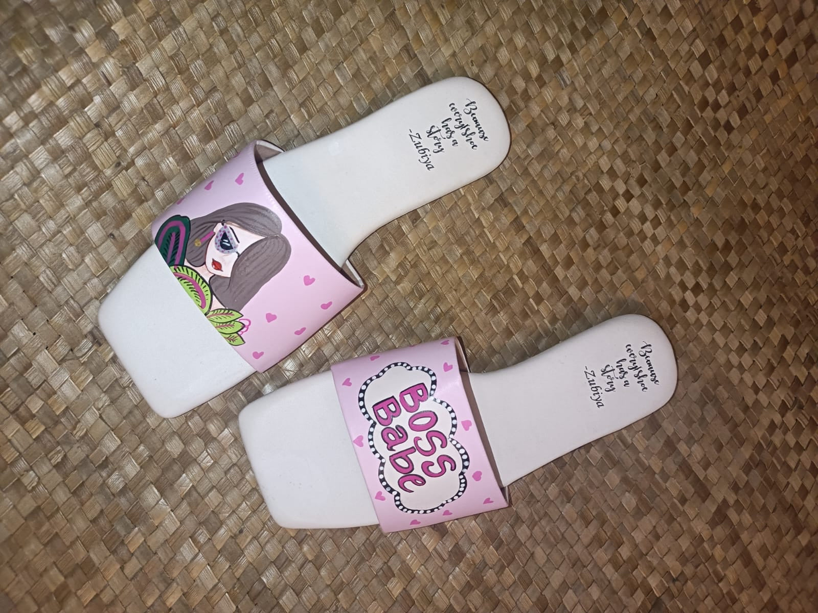 Womania Slides sq toe