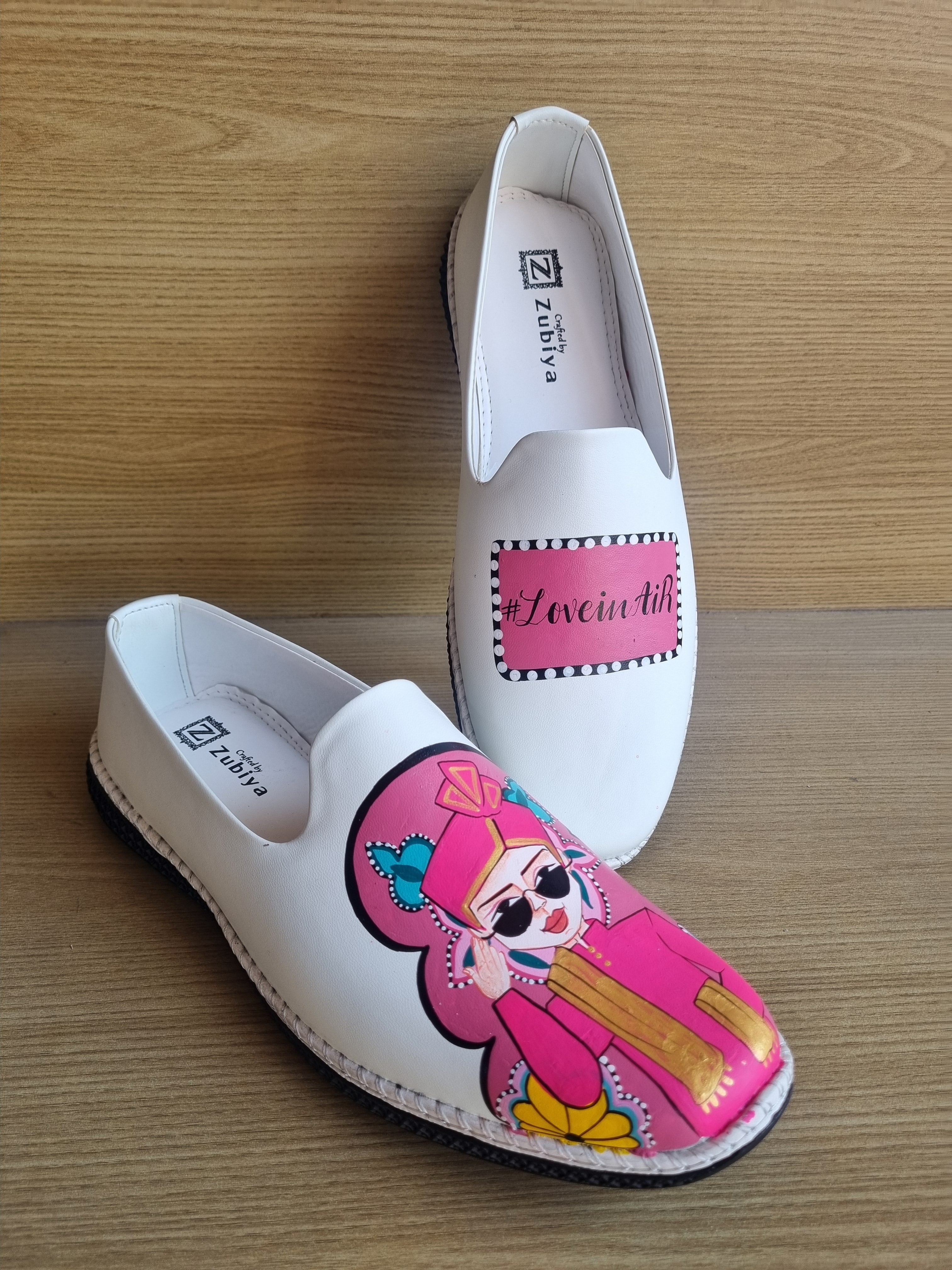 White -pink dulha mojris