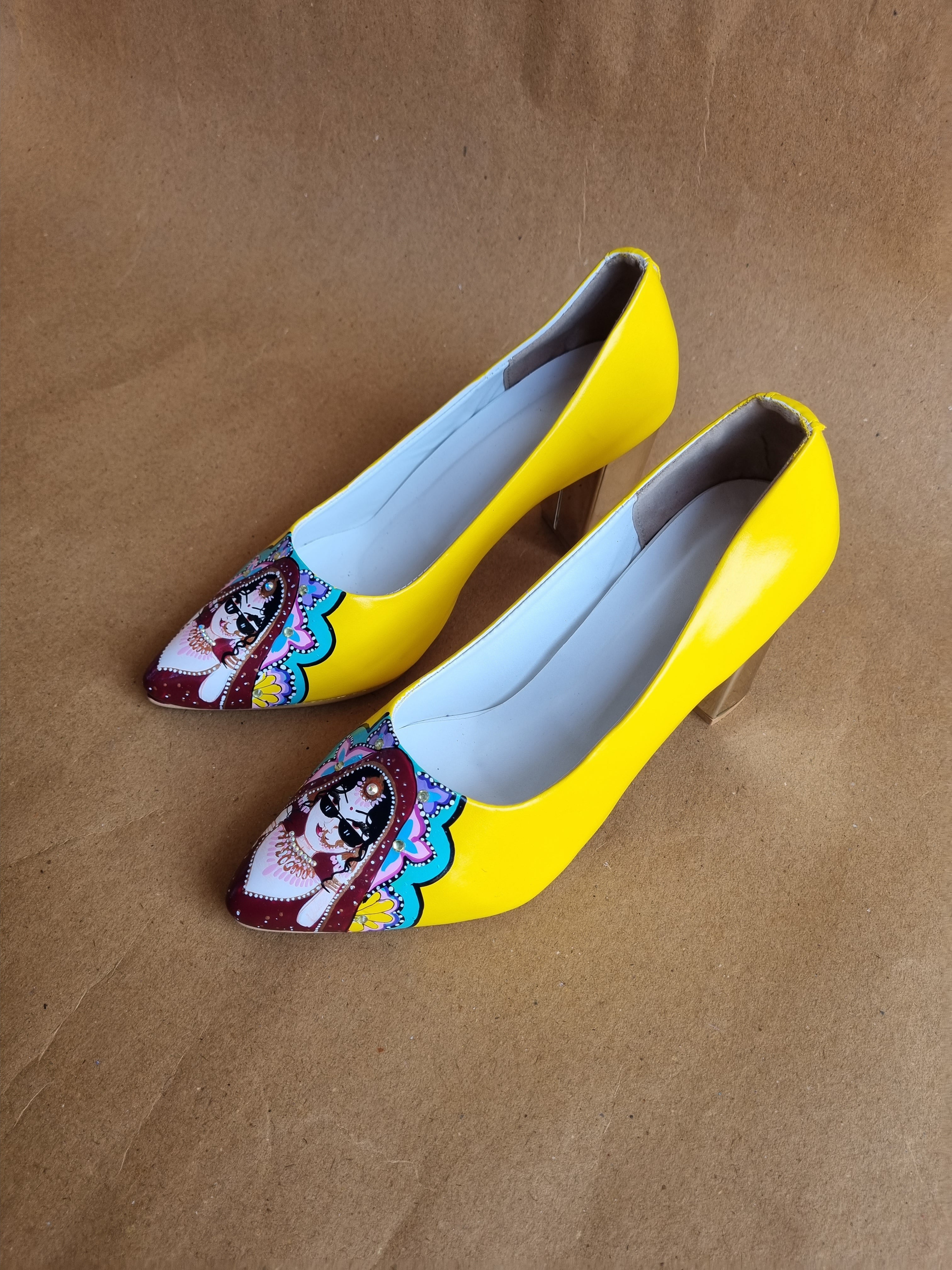 Yellow Swag dulhan 3.5 unch block pumps
