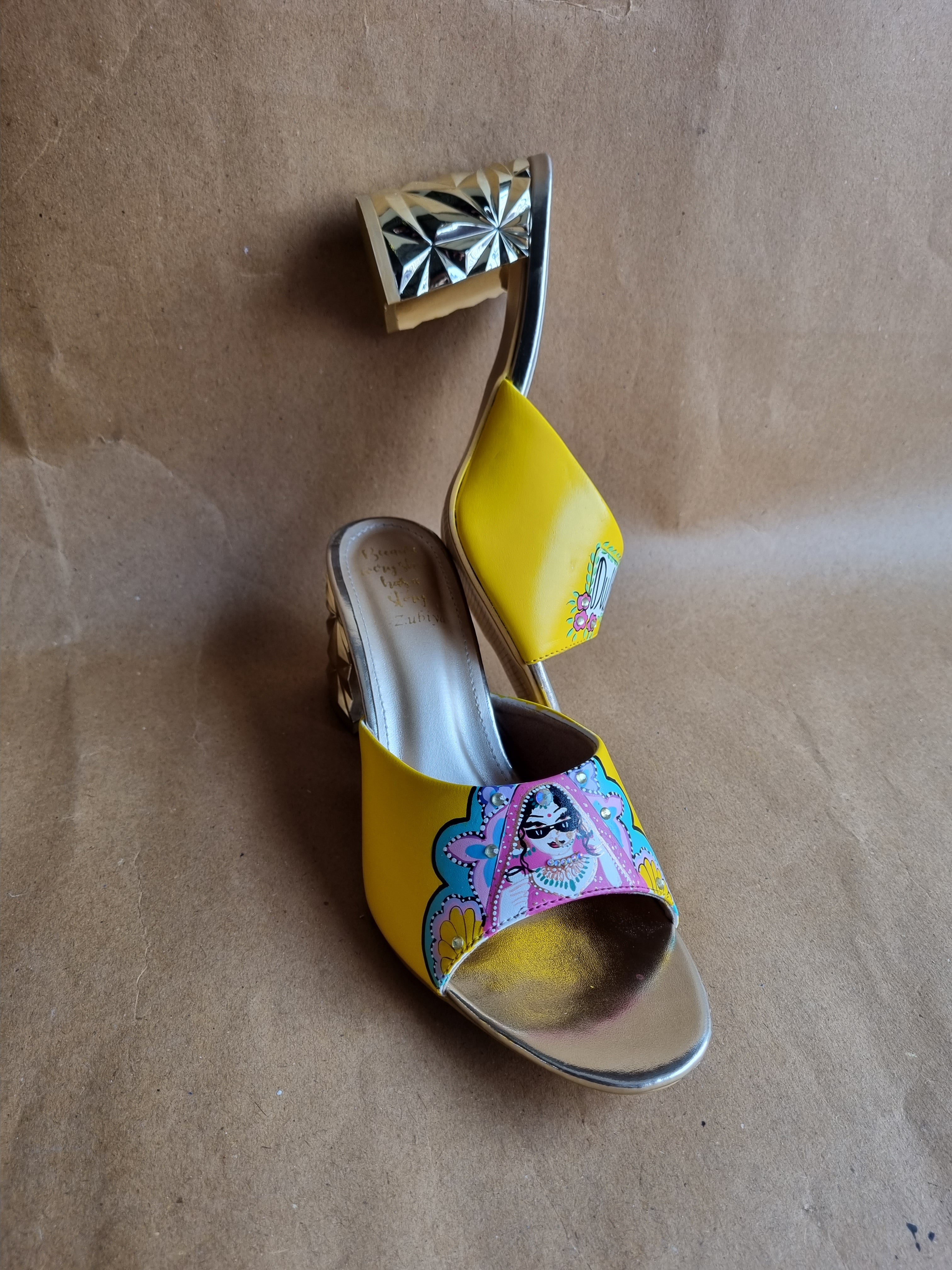 Yellow swag 3 inch golden heels