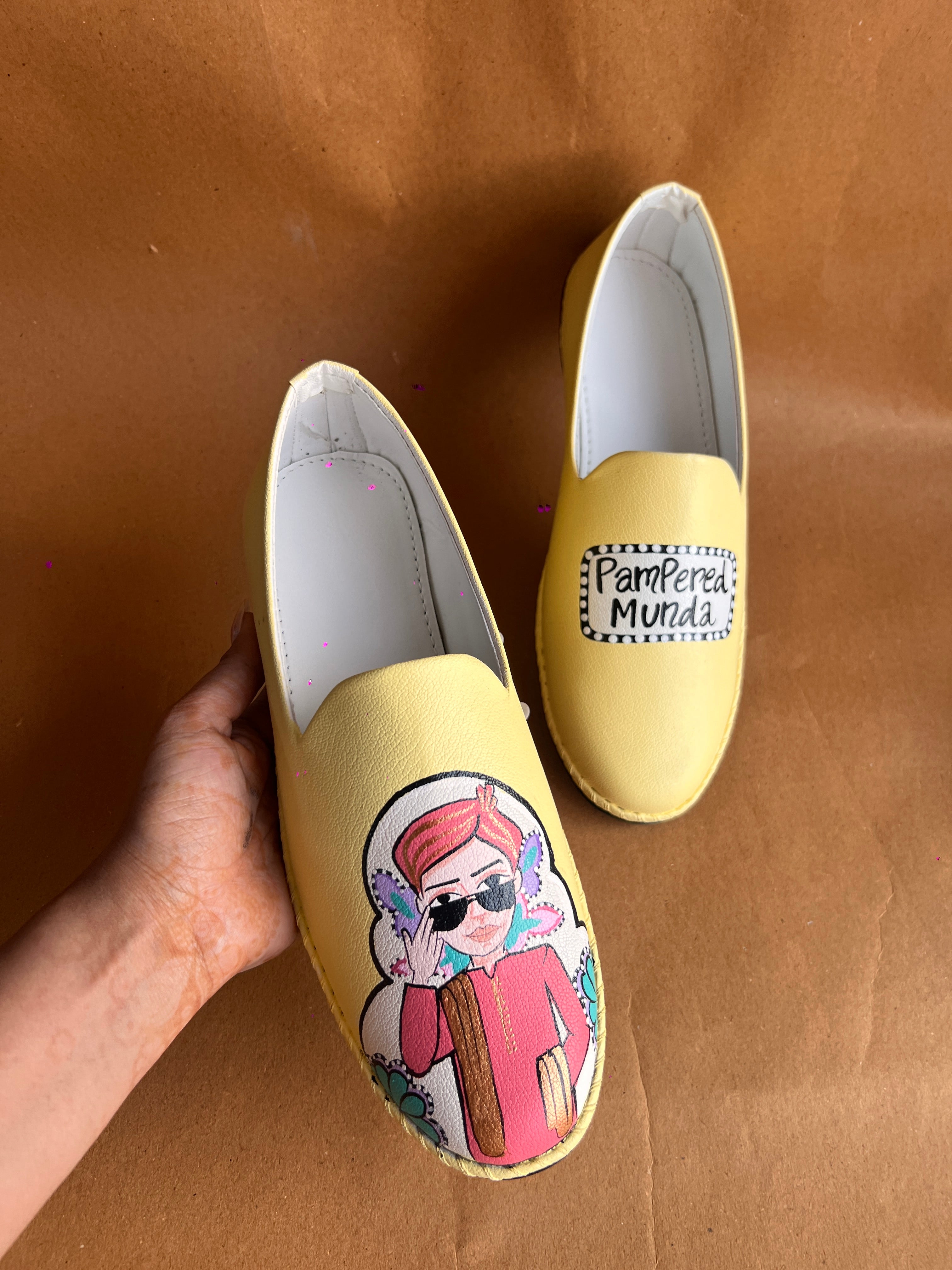 Latte yellow dulha mojirs