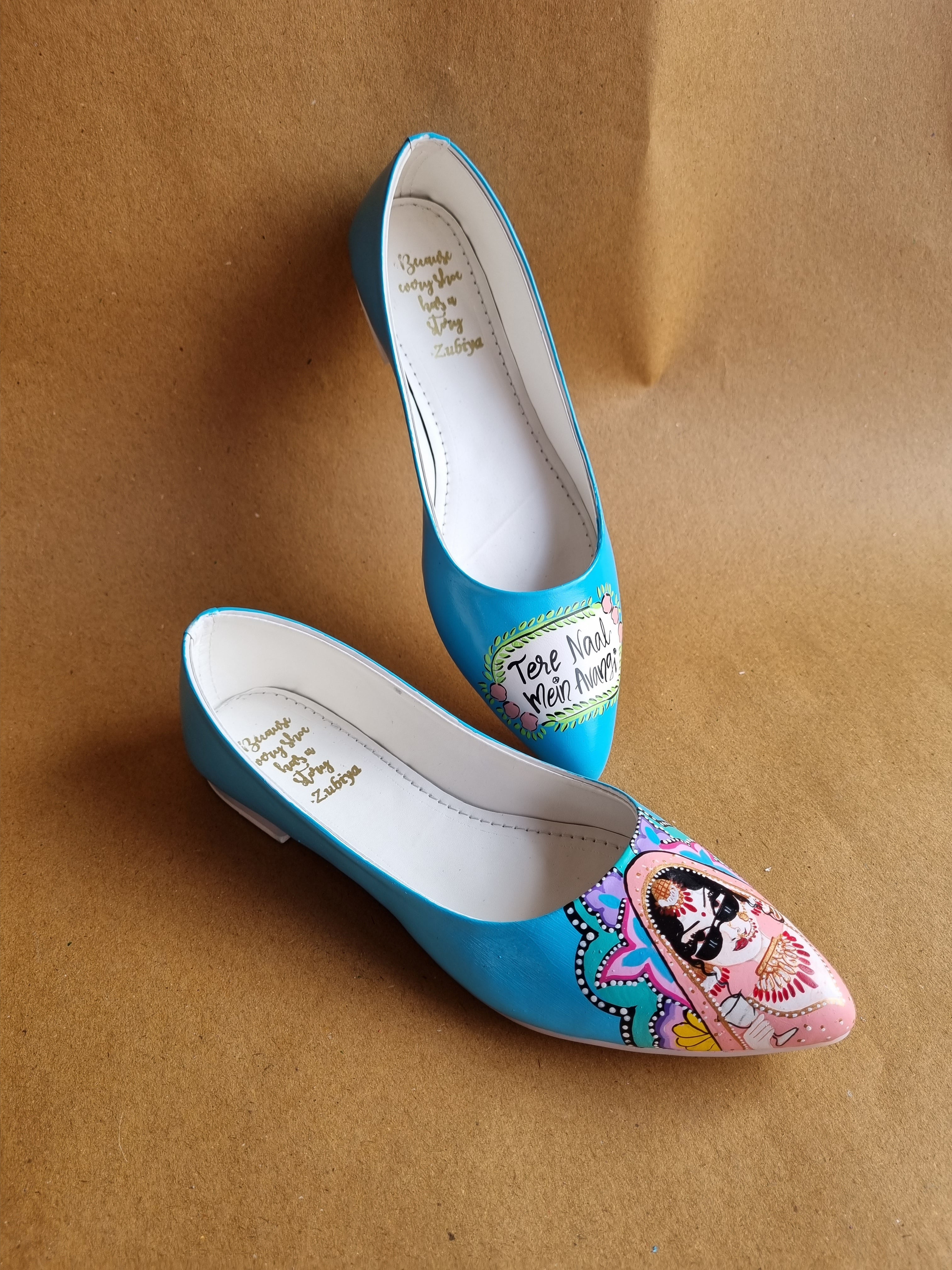Sky blue dulhaniya pointed juttis