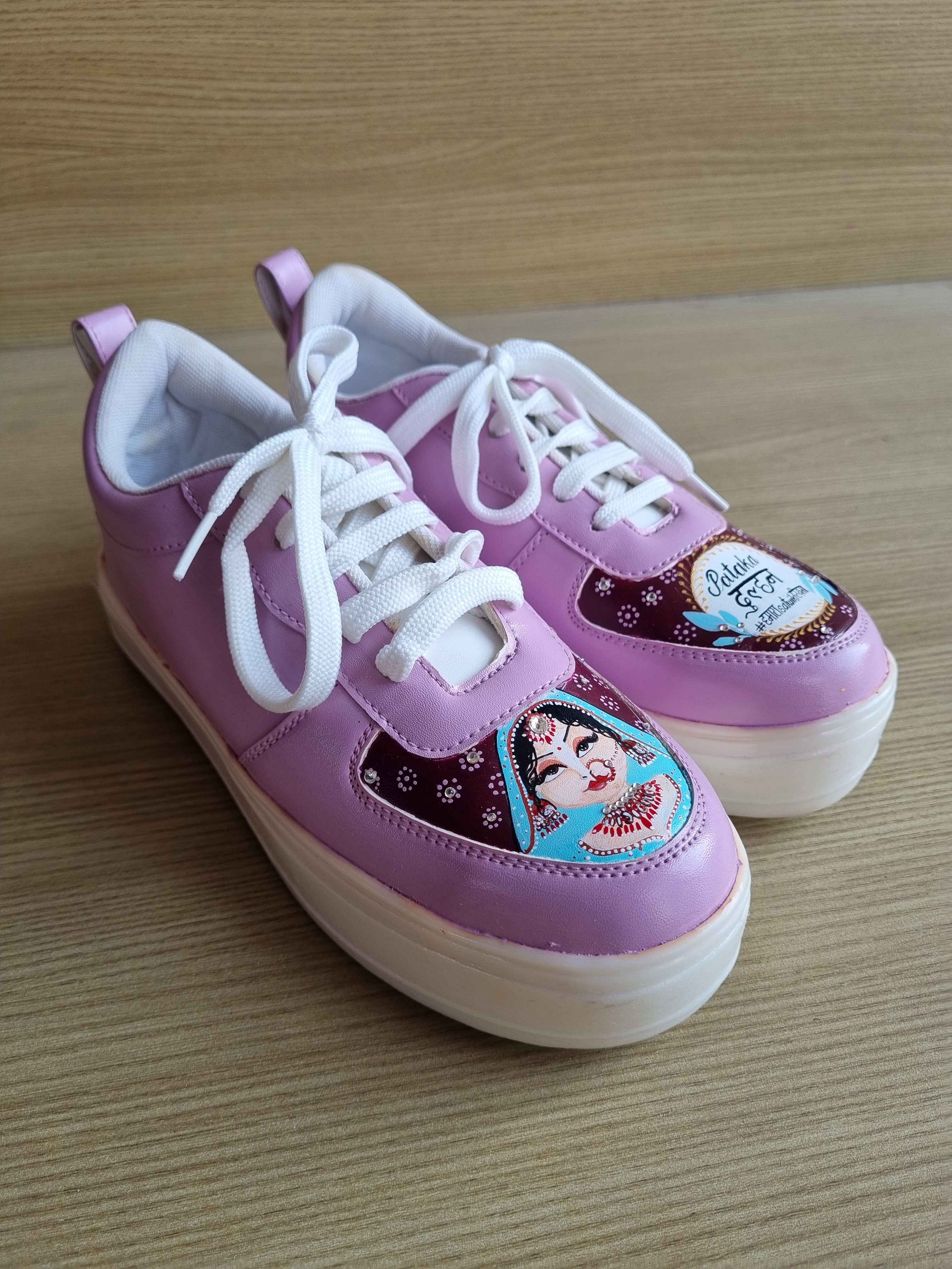 LED RECHARGEABLE onion pink BRIDAL  sneakers