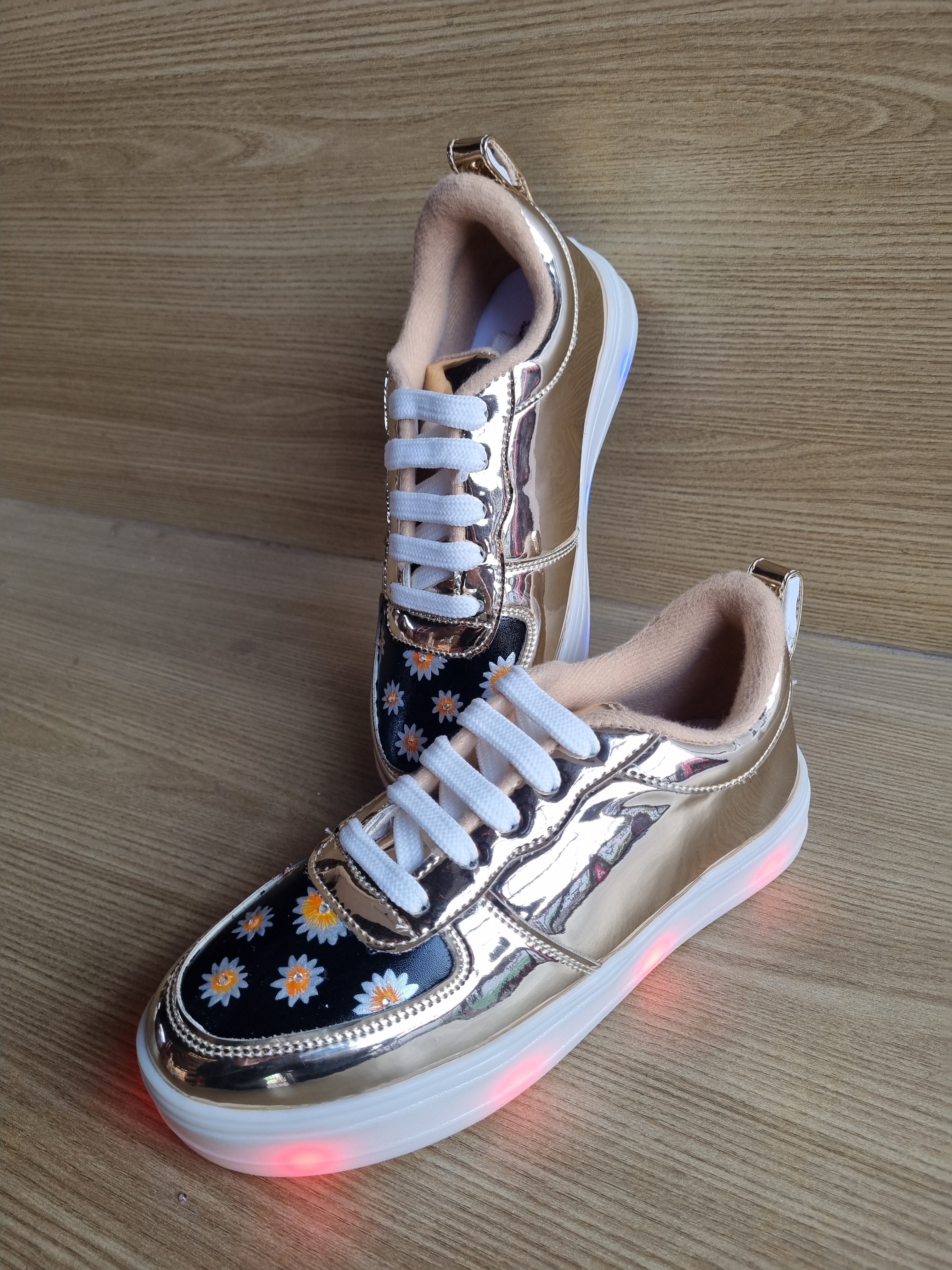LED RECHARGEABLE GOLDEN sunflower sneakers