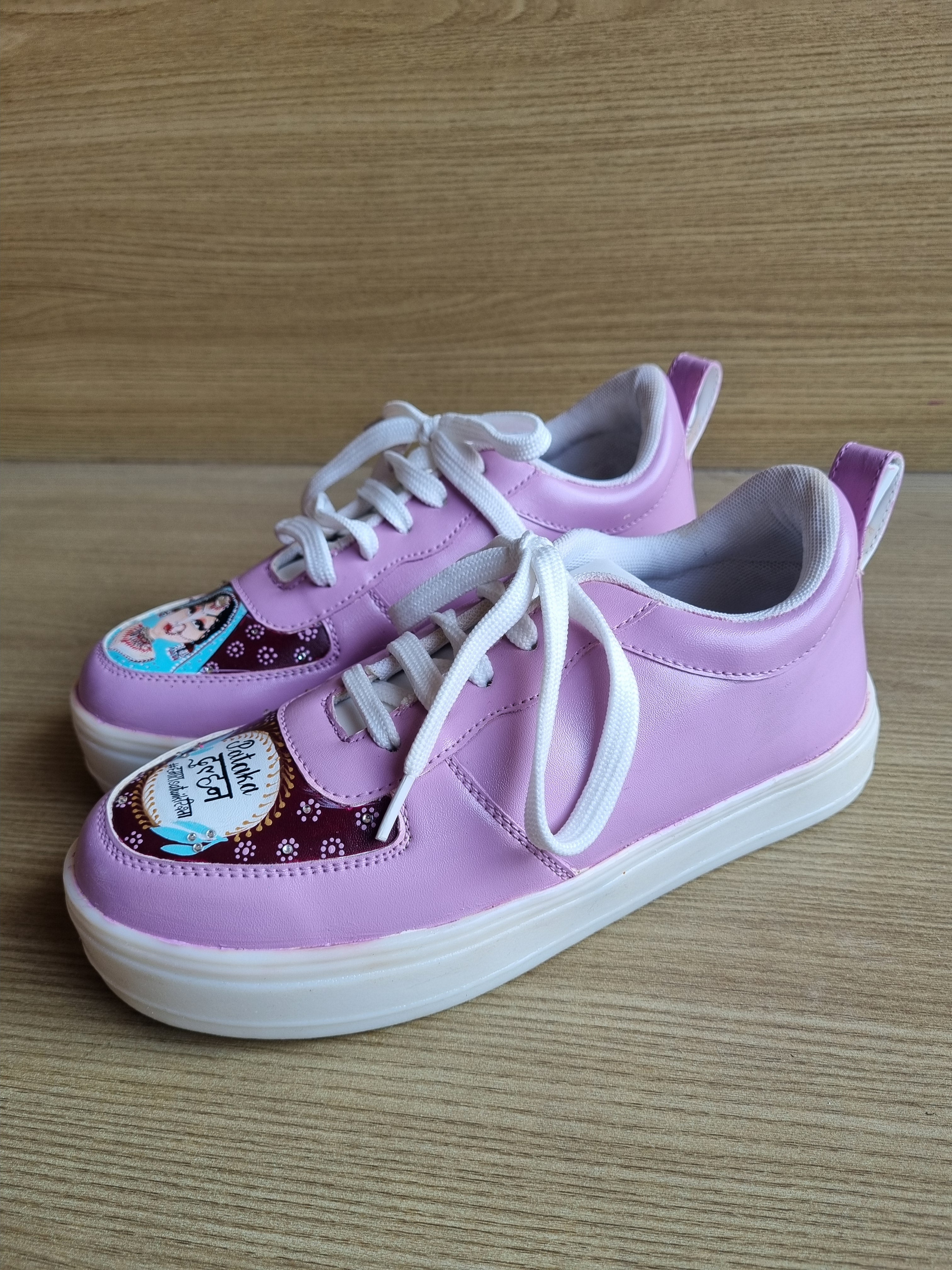 LED RECHARGEABLE onion pink BRIDAL  sneakers