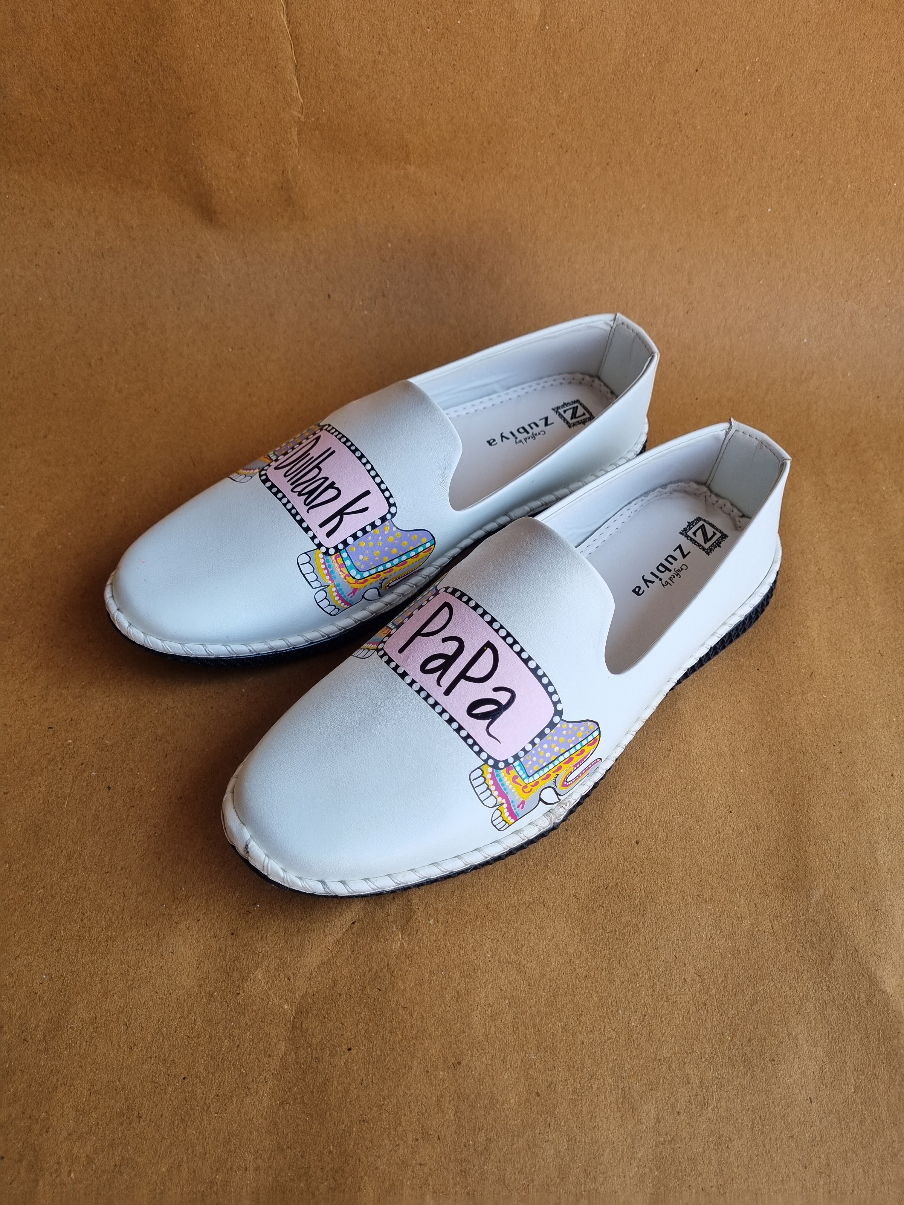 White baby pink dulhan ke papa mojris