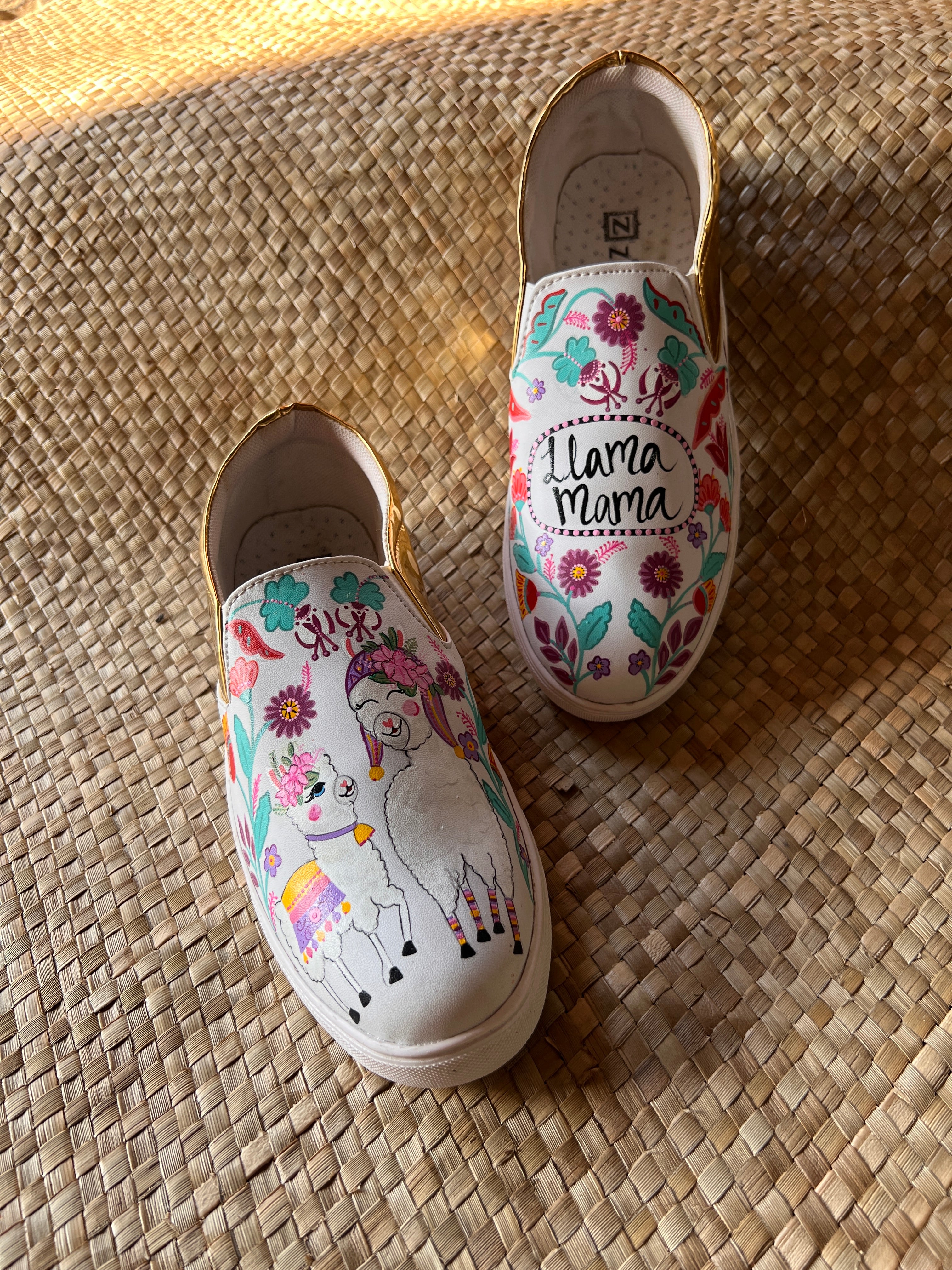 Llama mamma sneakers