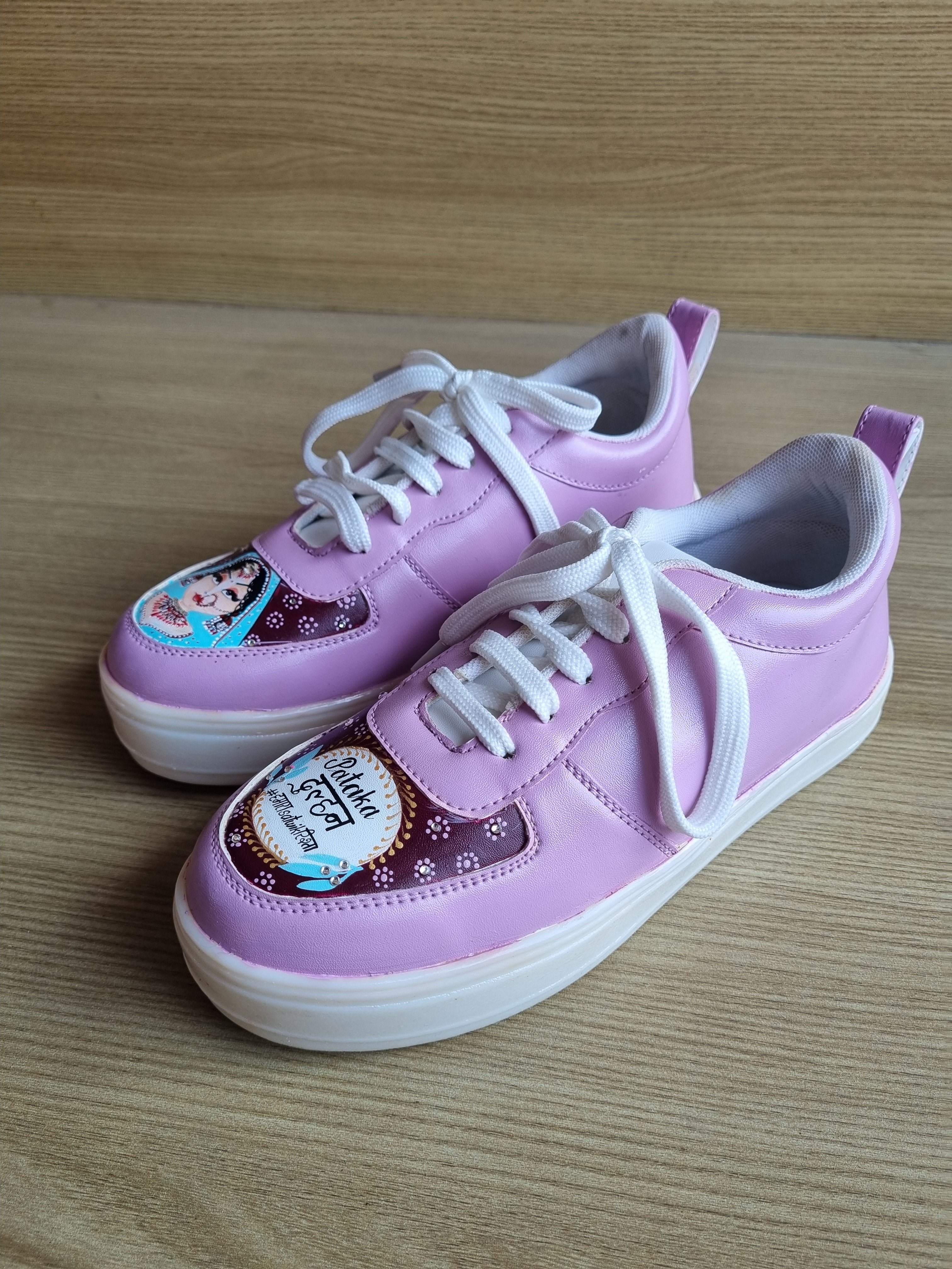 Onion pink mojri- LED sneakers couple Combo