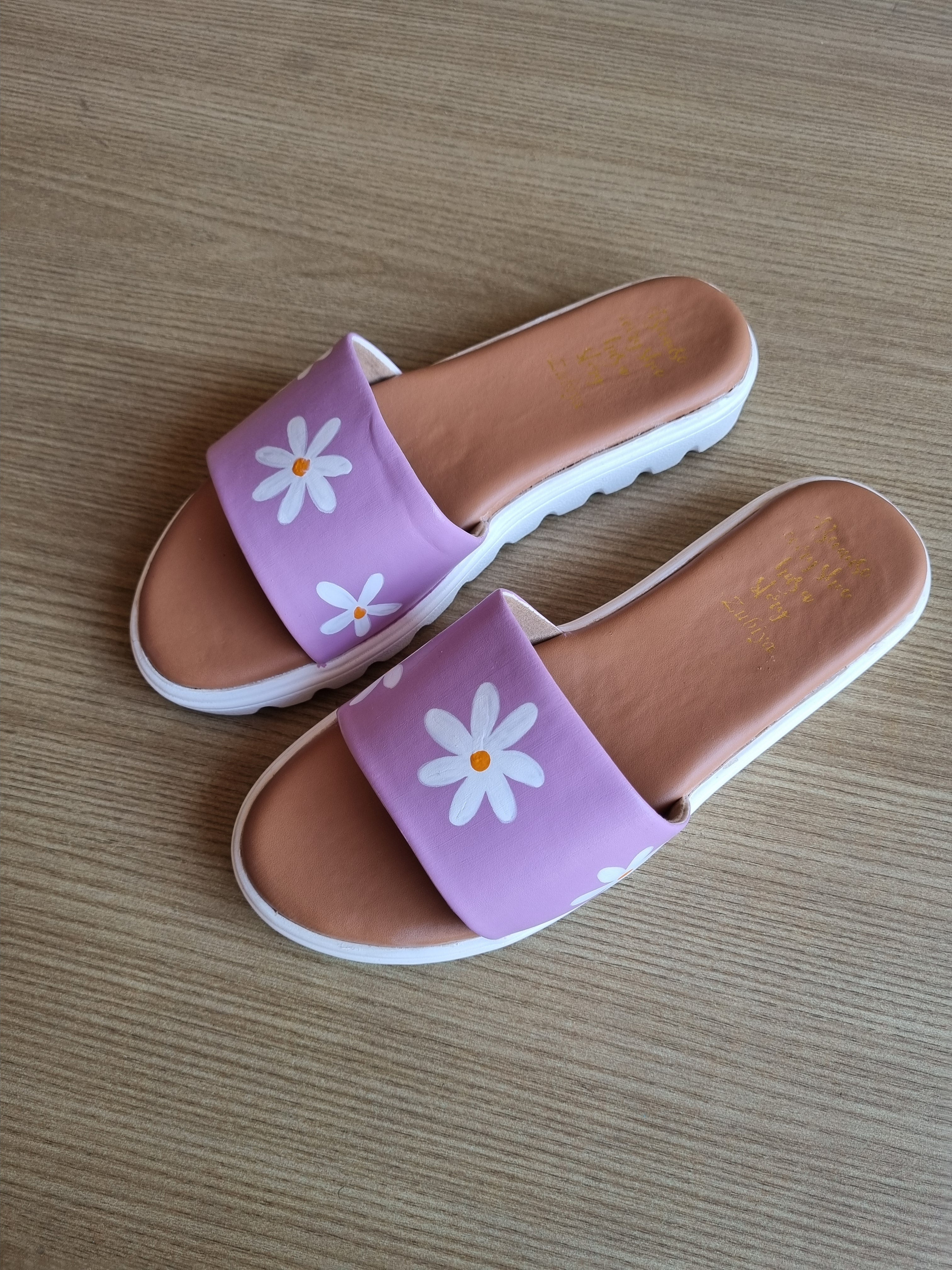 Daisy slides