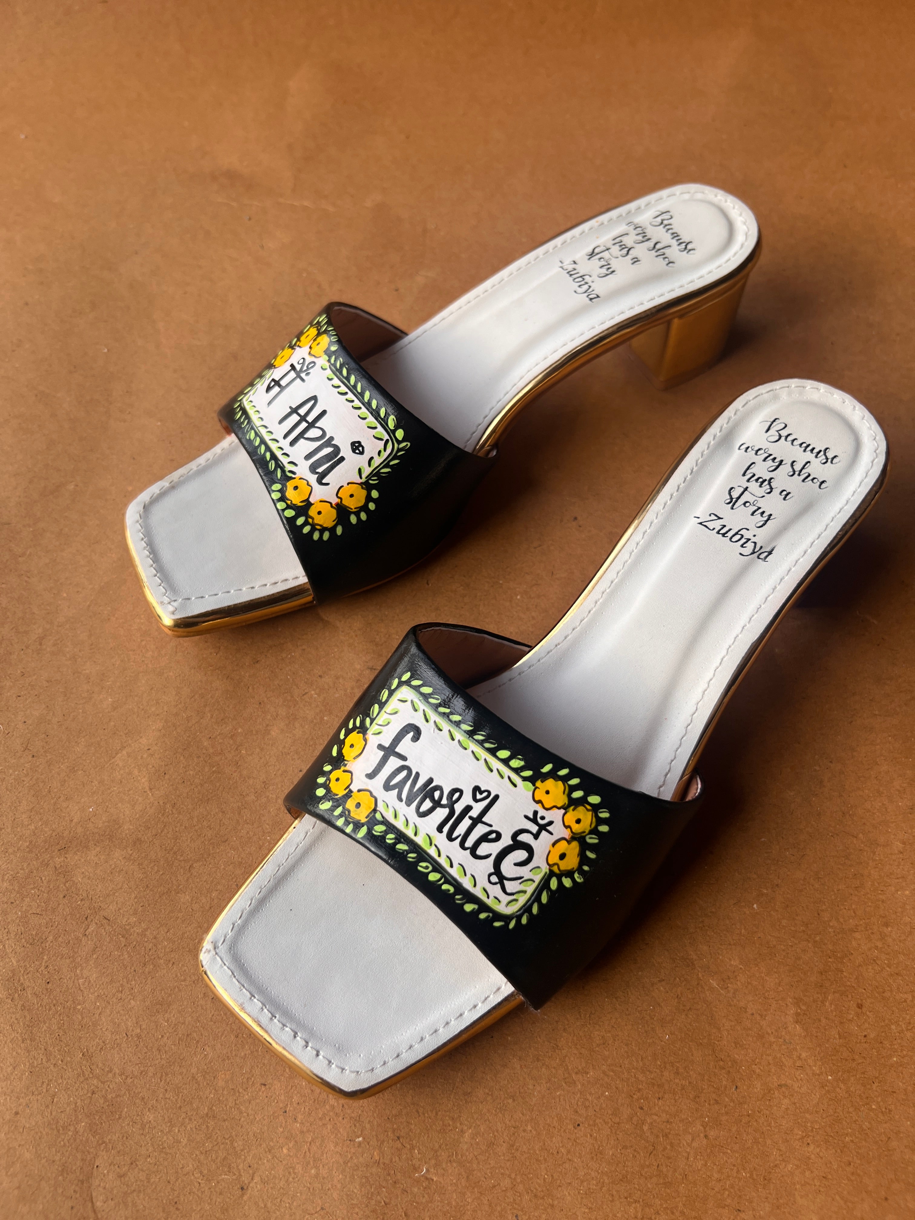 Mein apni favorite hun Kitten Heels