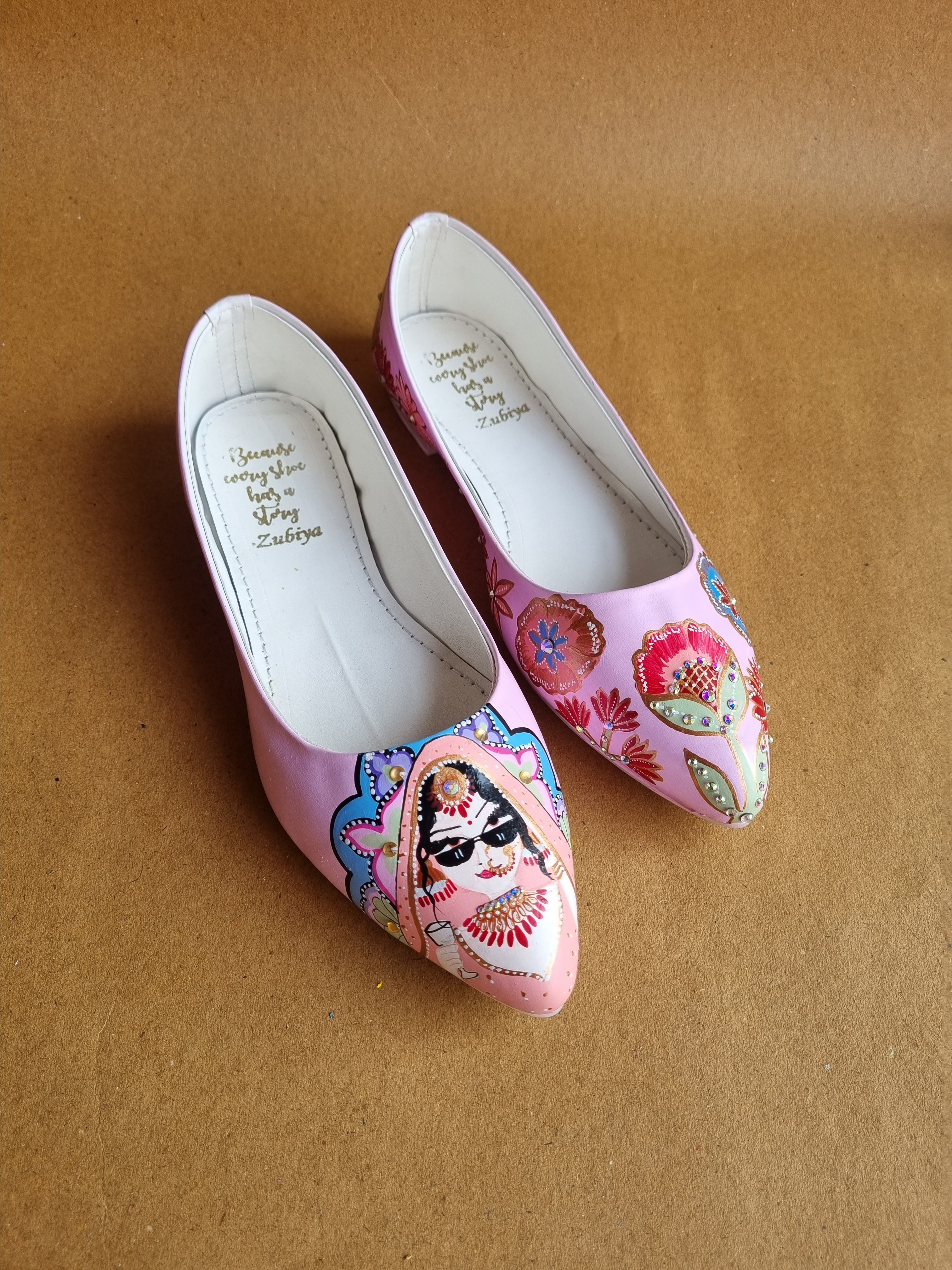 Baby pink dulhaniya pointed juttis