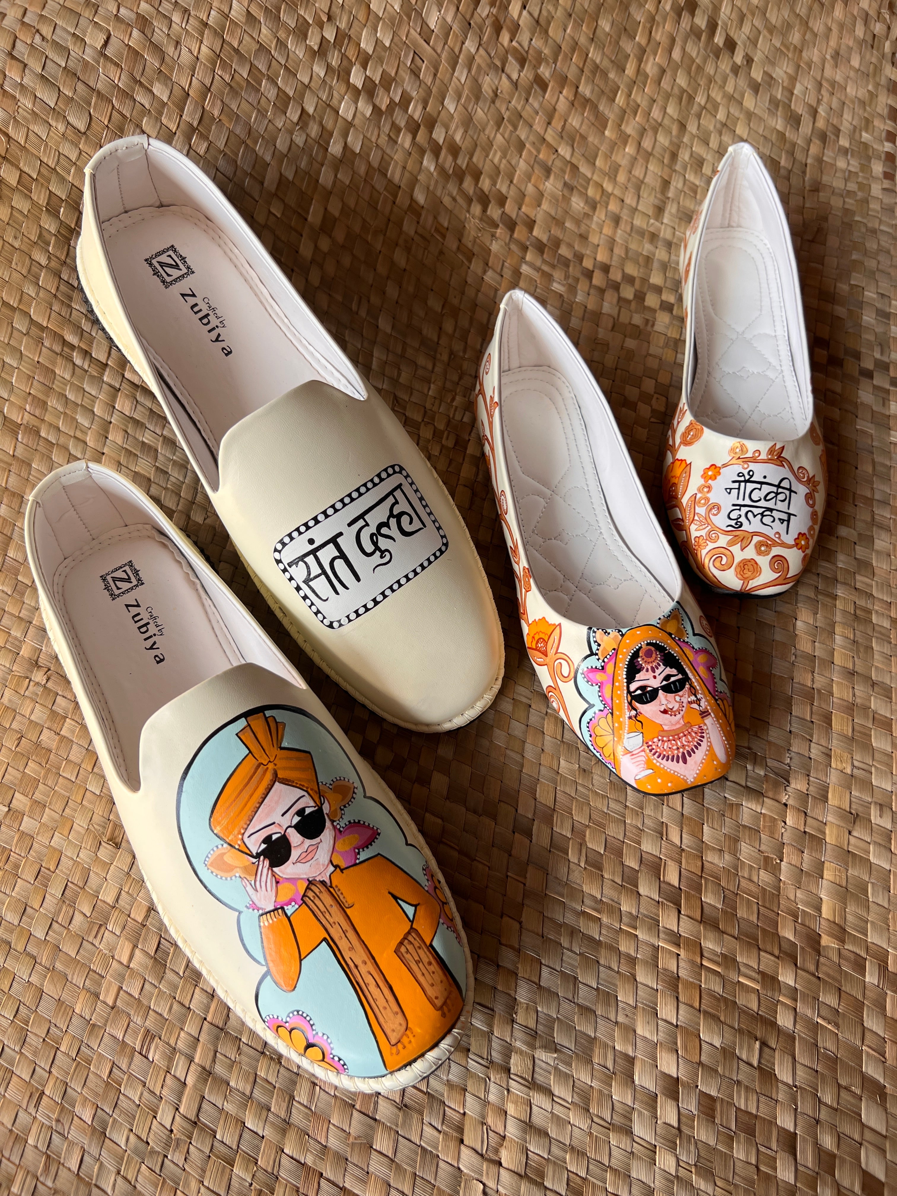 Cream juttis couple combo