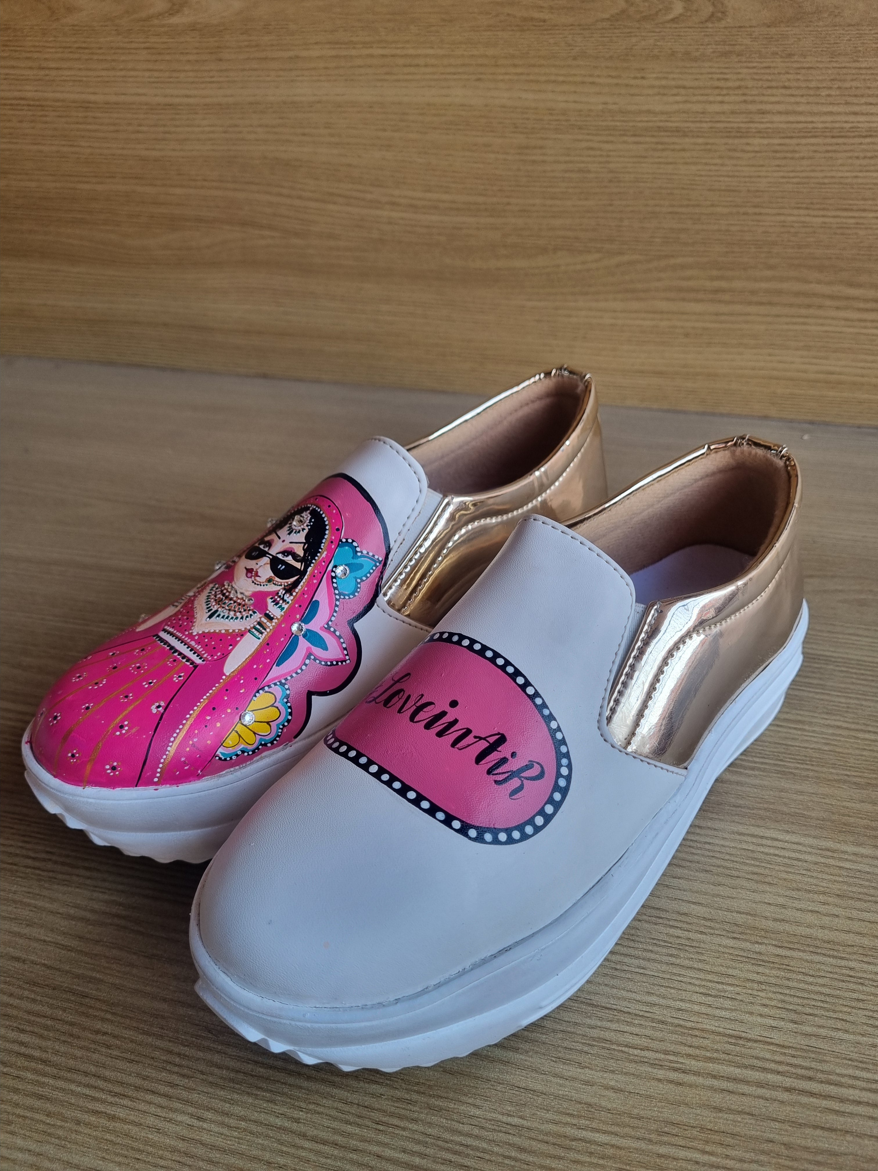 White-pink mojri- sneakers couple Combo