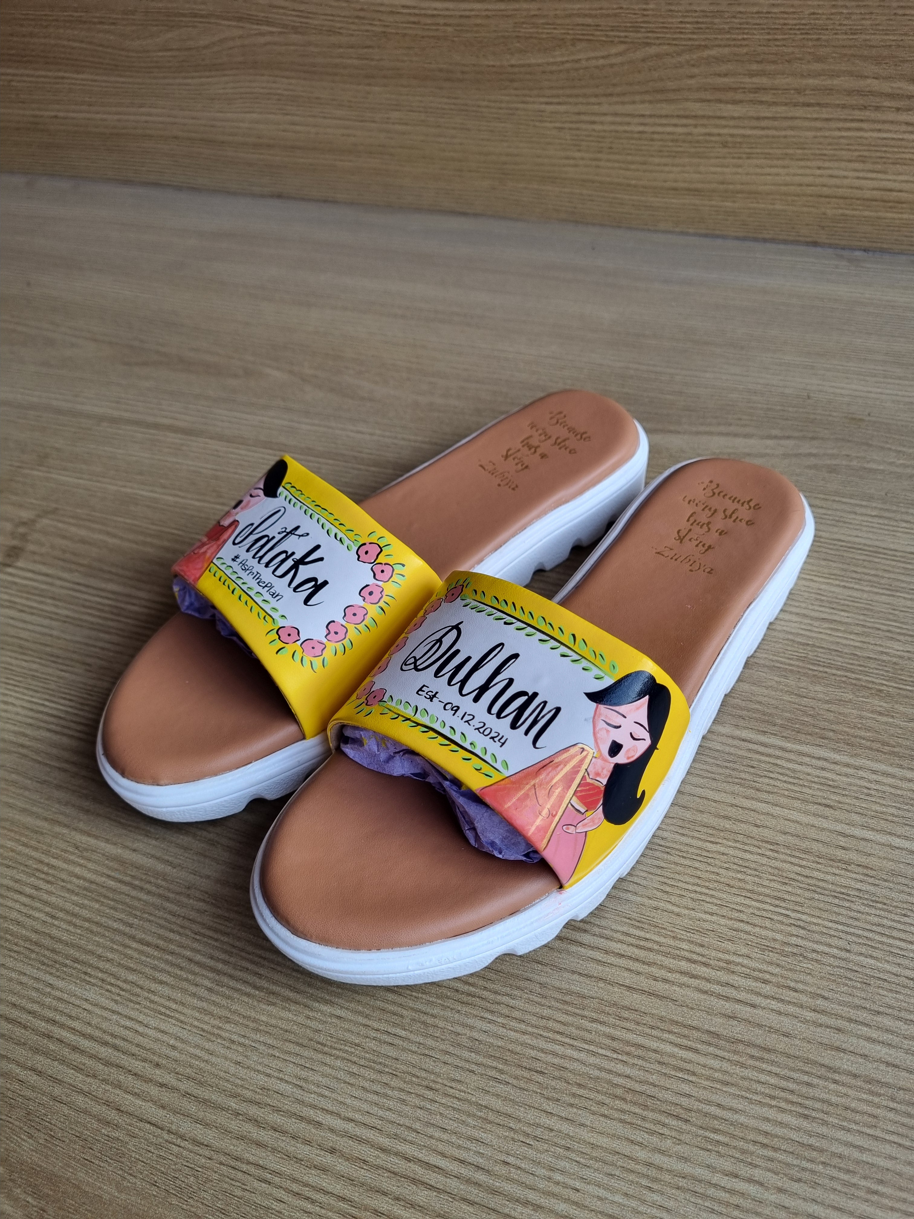 yellow/peach both side artwork couple flats combo