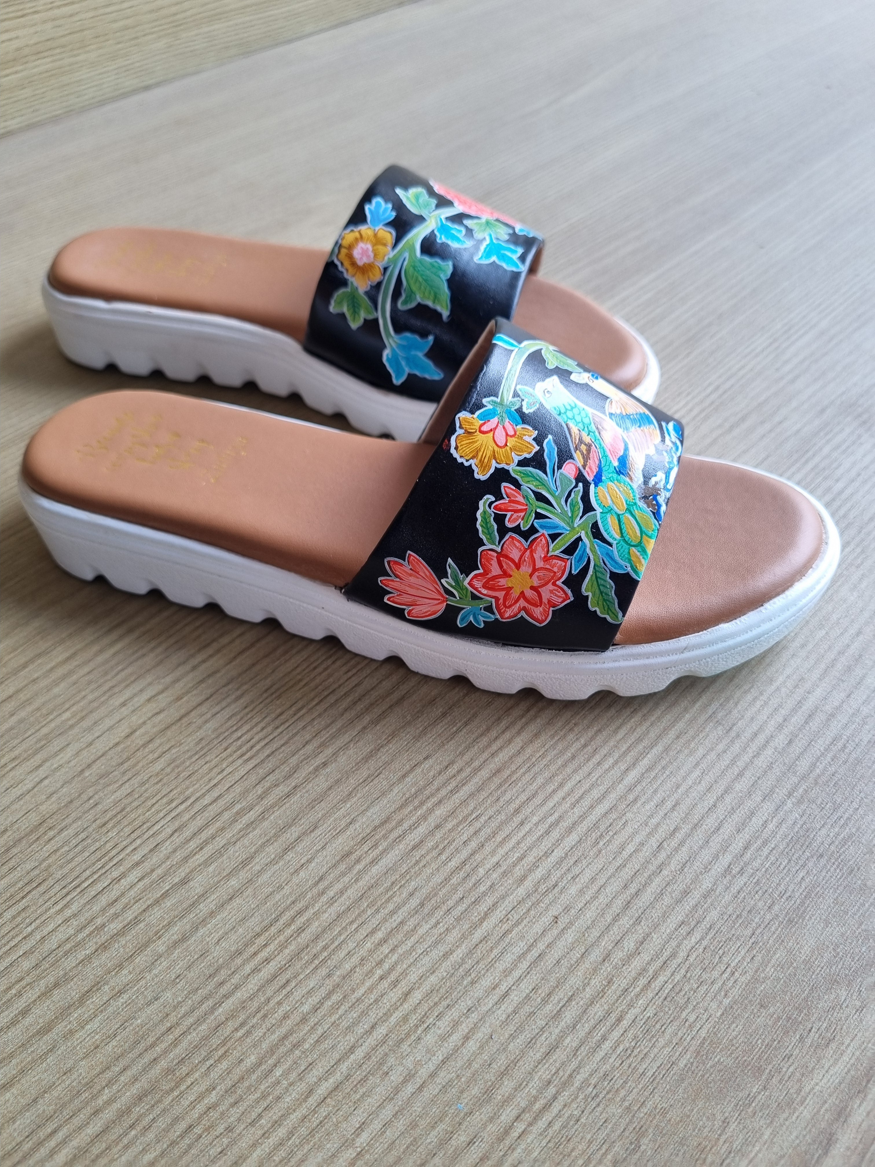 Black botanica slides