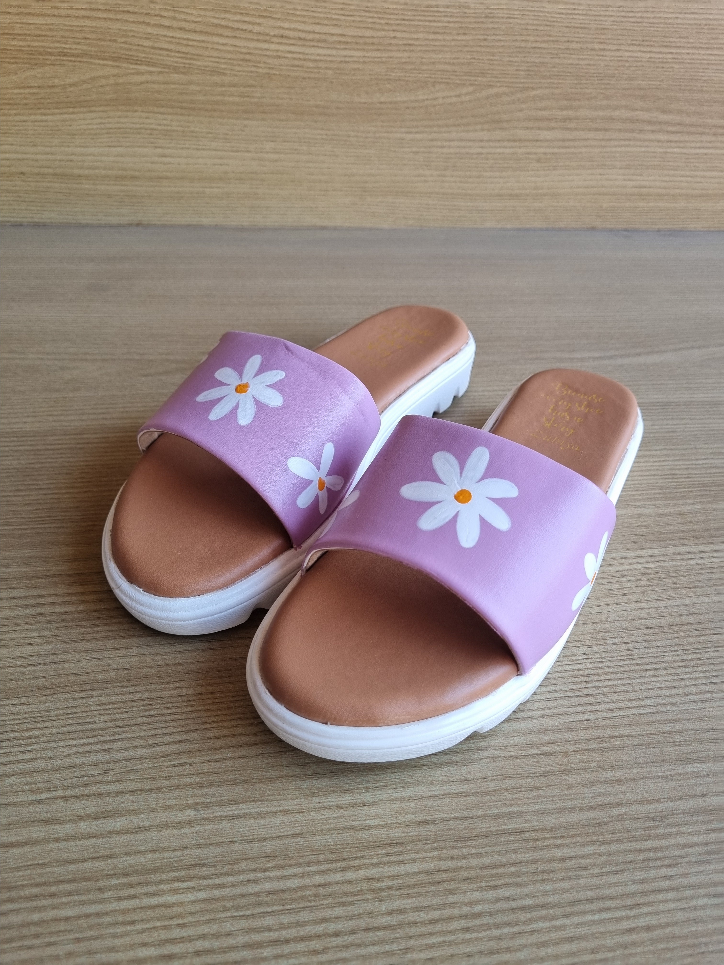 Daisy slides