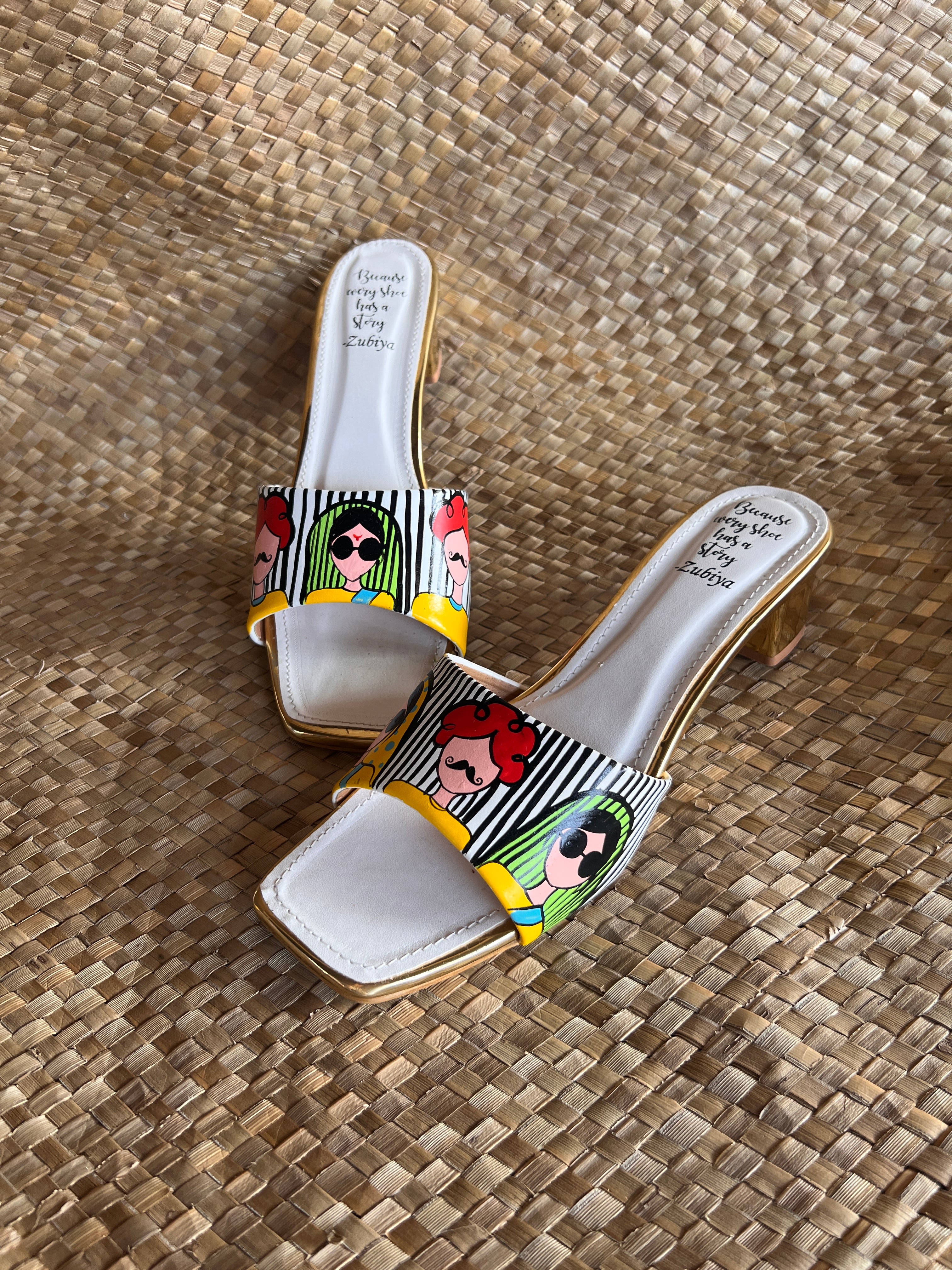 Womania Slides sq toe