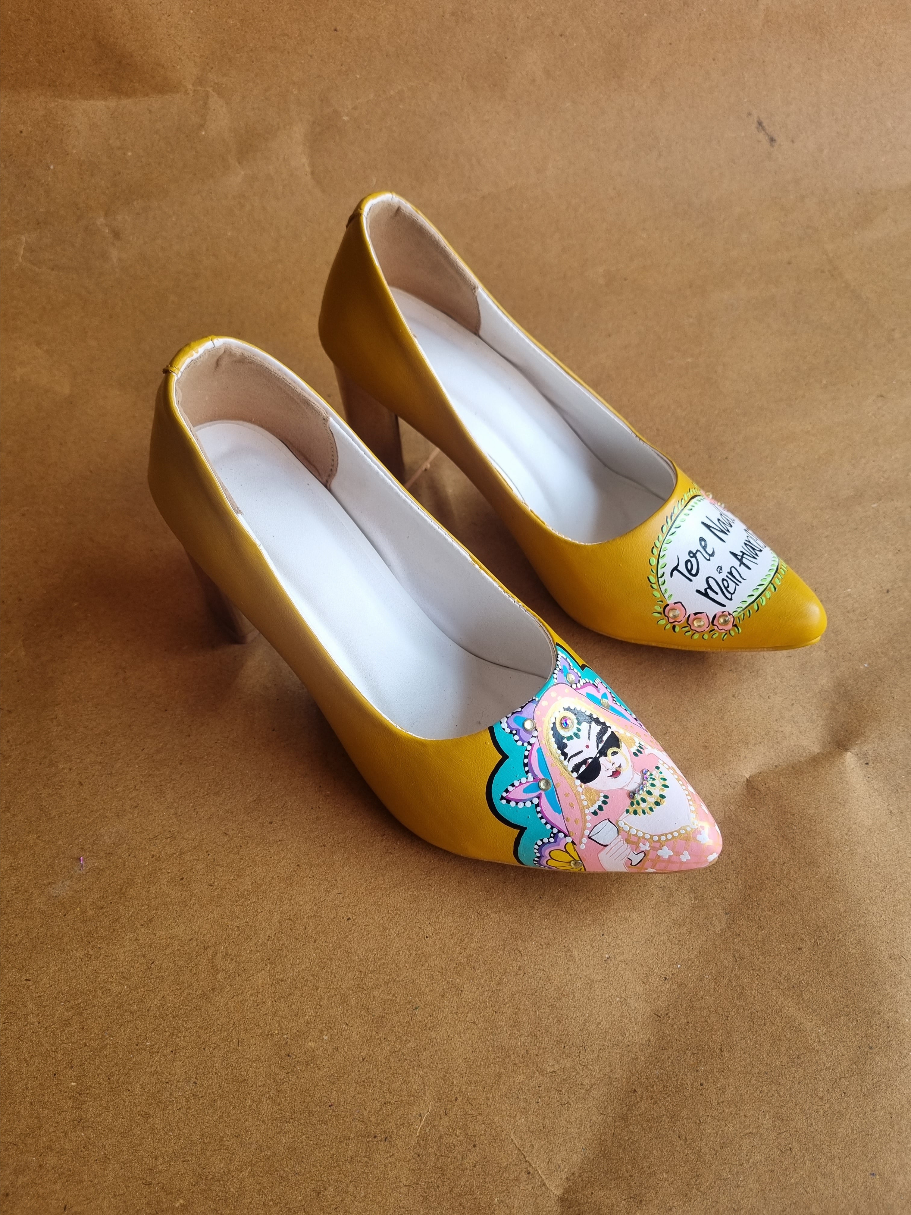 Mustard Swag dulhan 2.5 inch block pumps