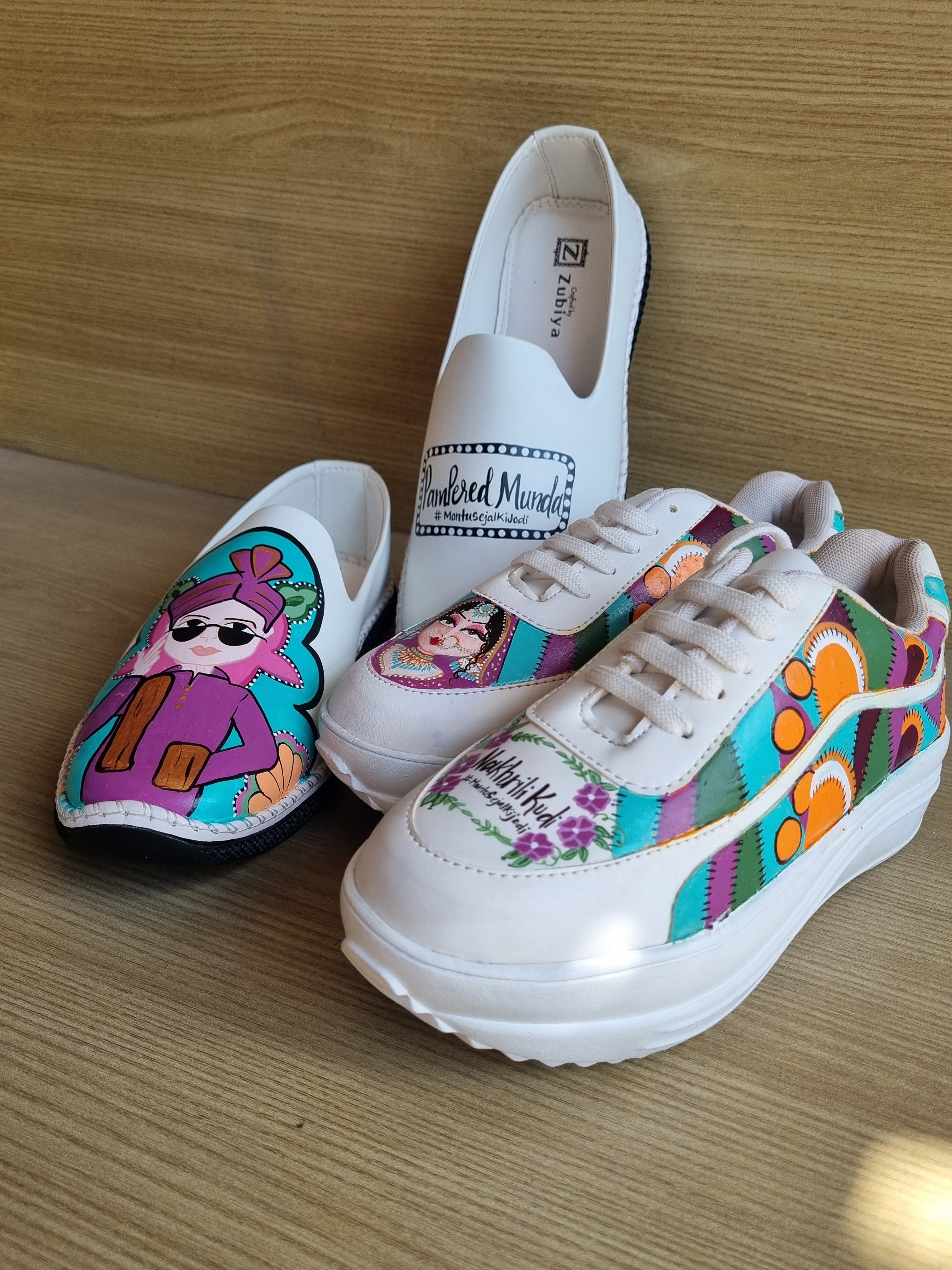 White mojri-heel sneakers couple Combo