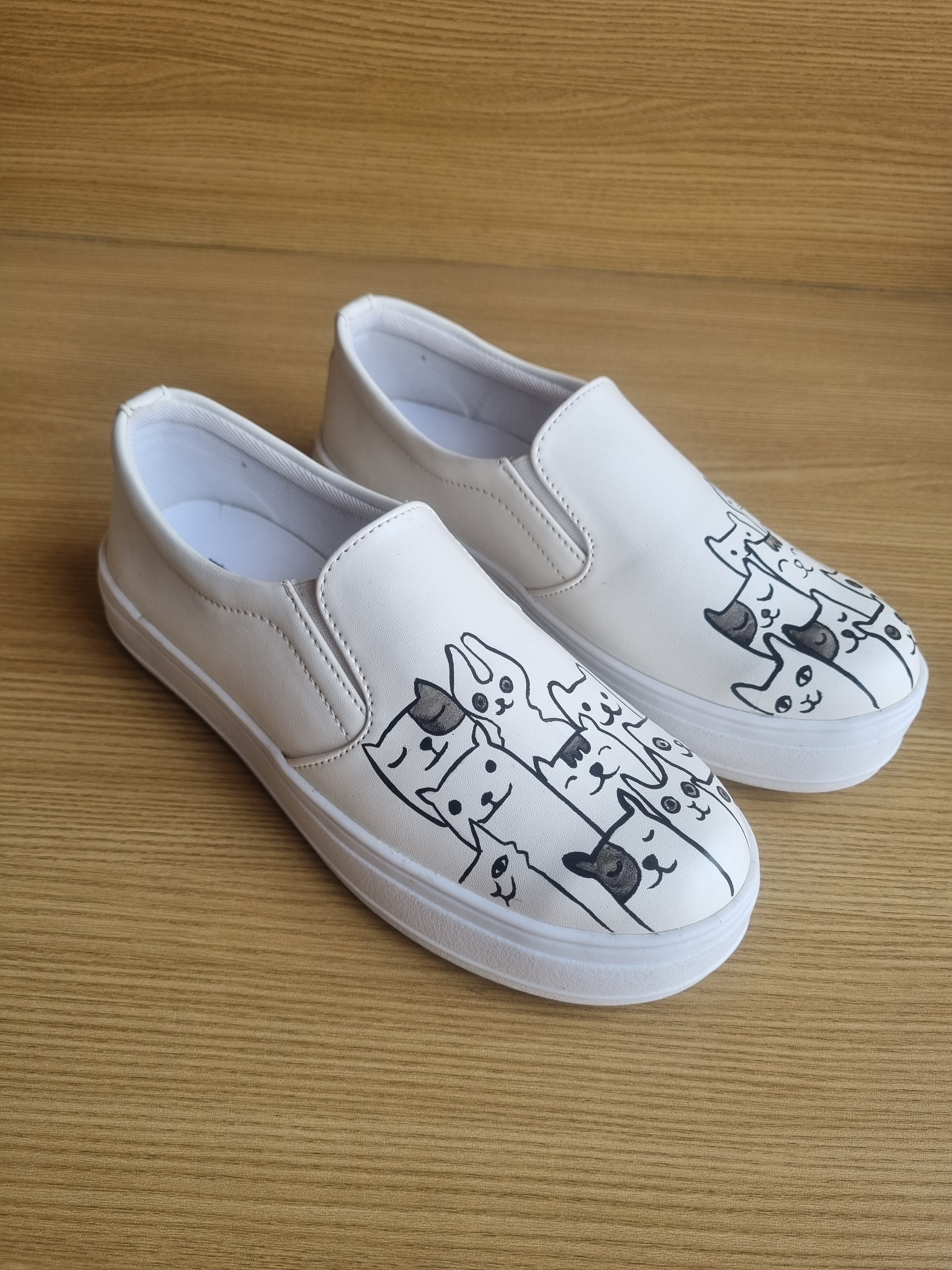 Meow slip-ons