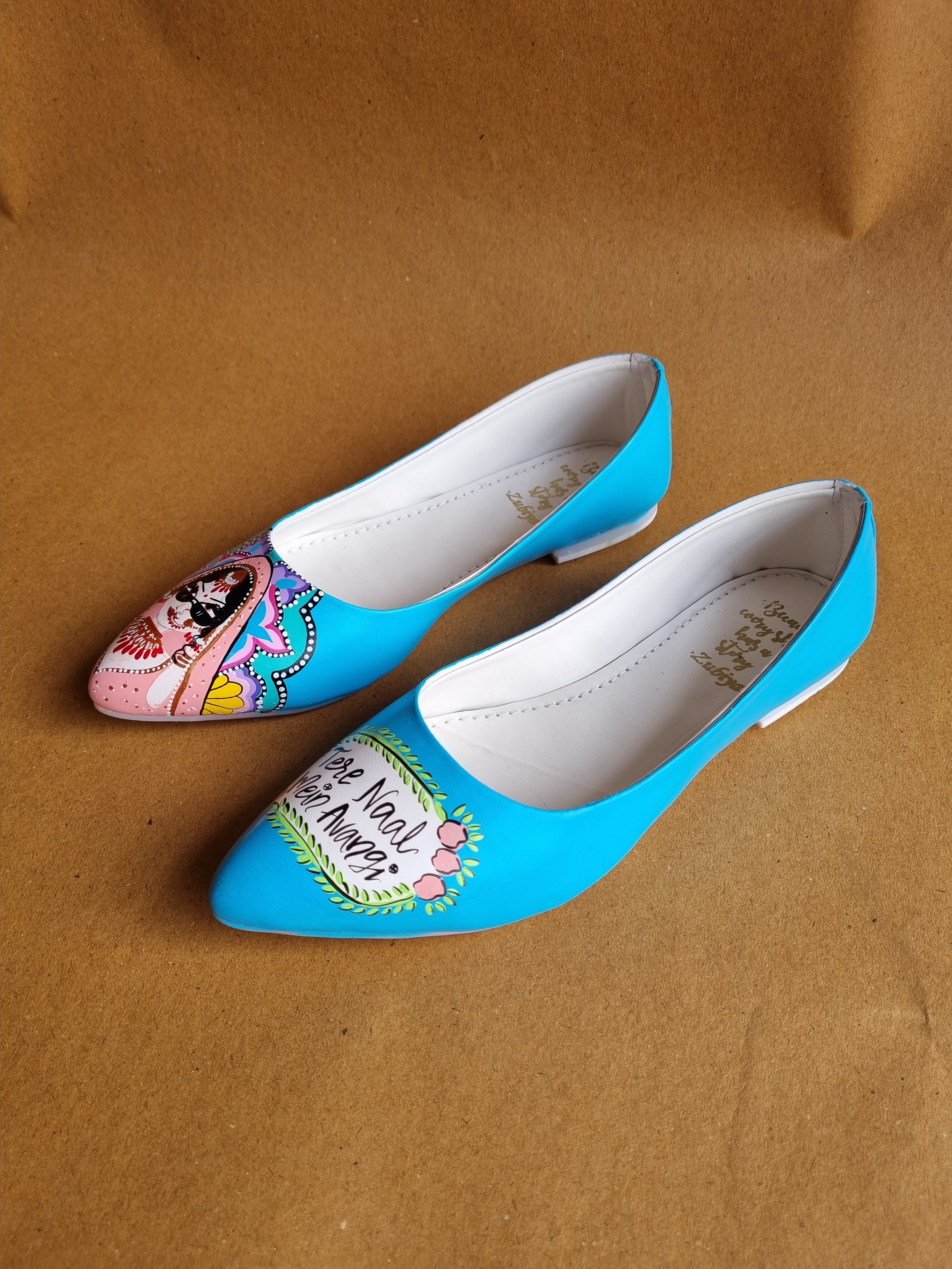 Sky blue dulhaniya pointed juttis