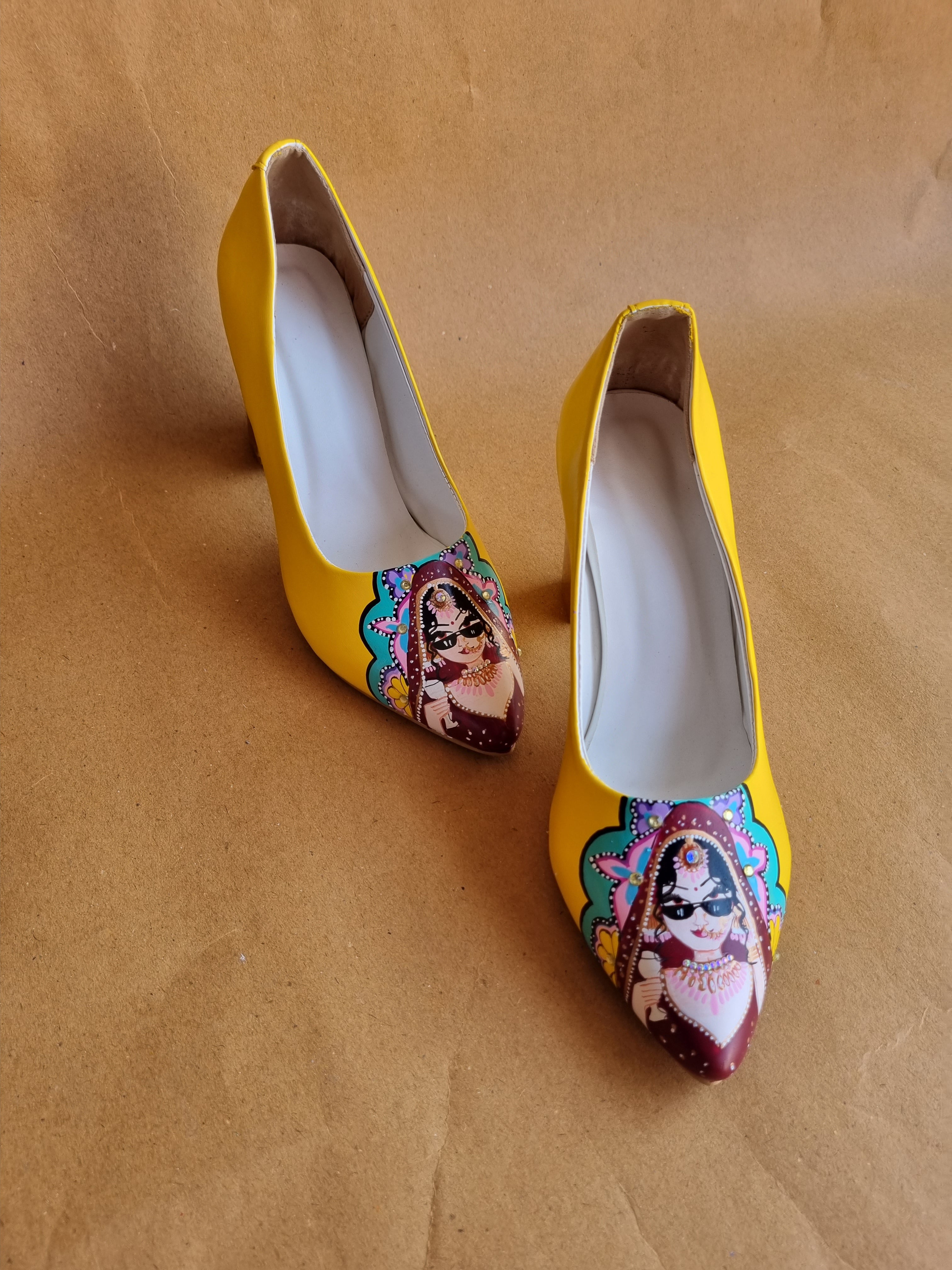 Yellow Swag dulhan 3.5 unch block pumps