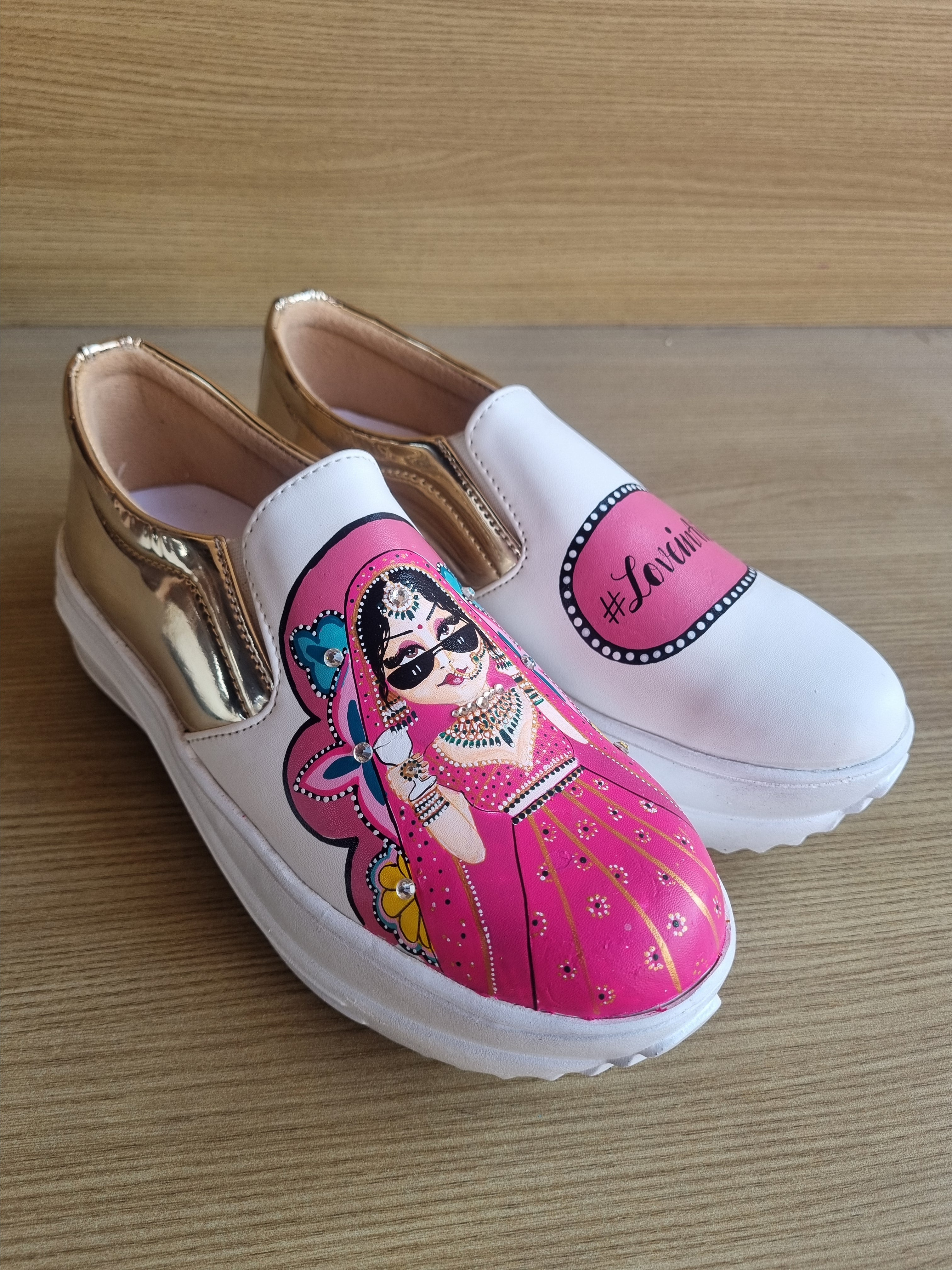 White-pink mojri- sneakers couple Combo