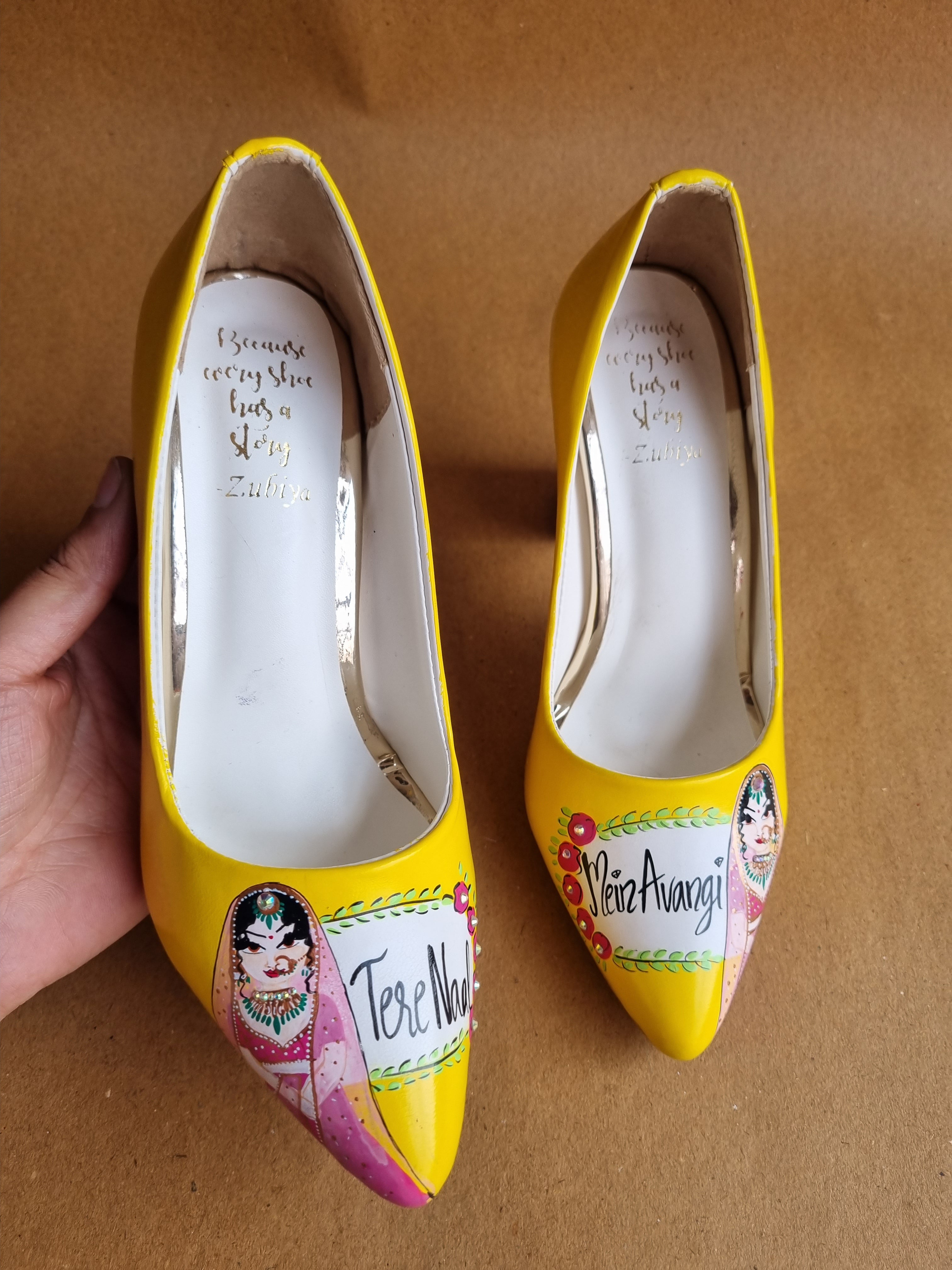Yellow both side Dulhan Artwork block 3.5 Inch pump Heels