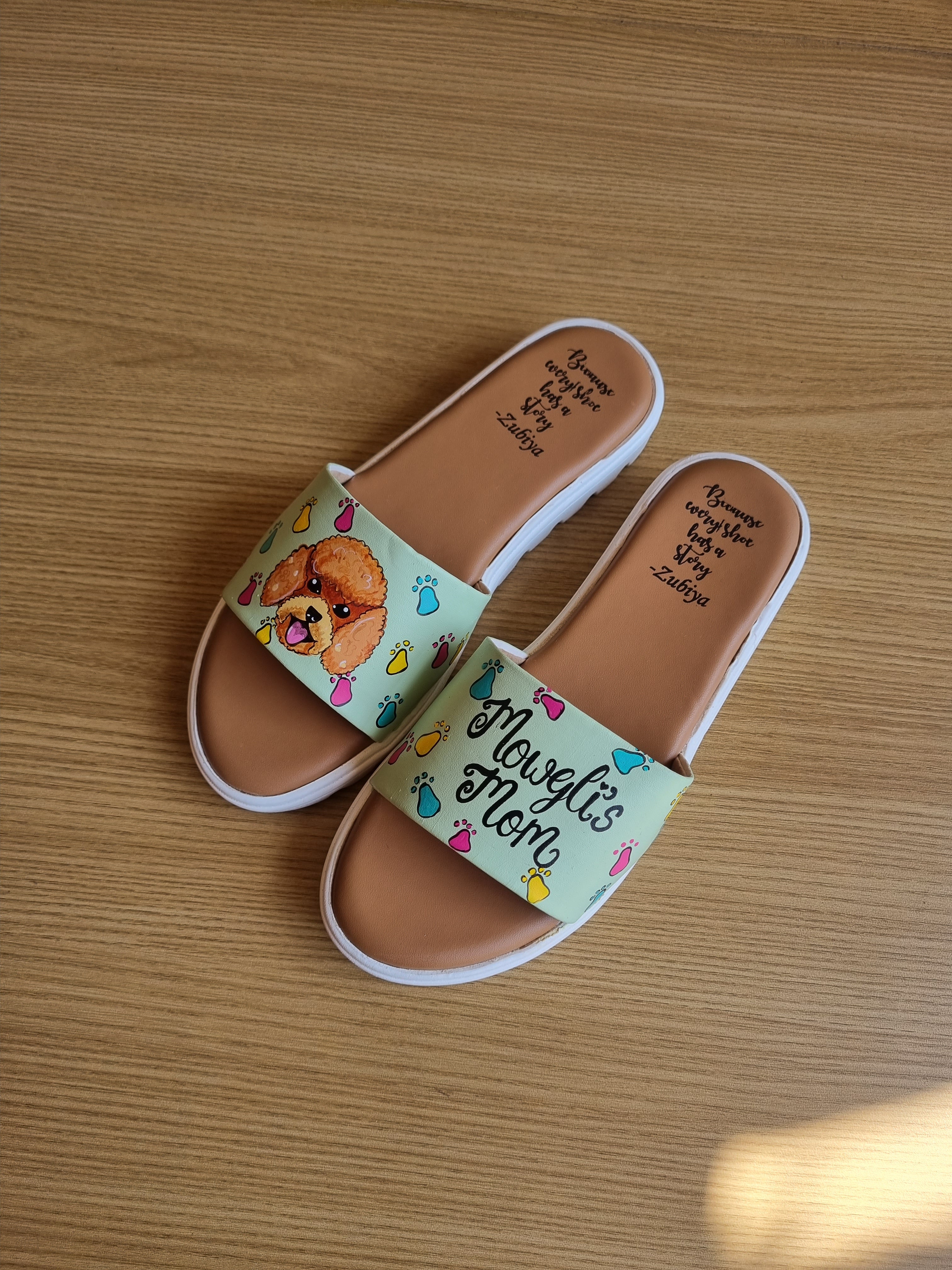 Doggy slides with custom name