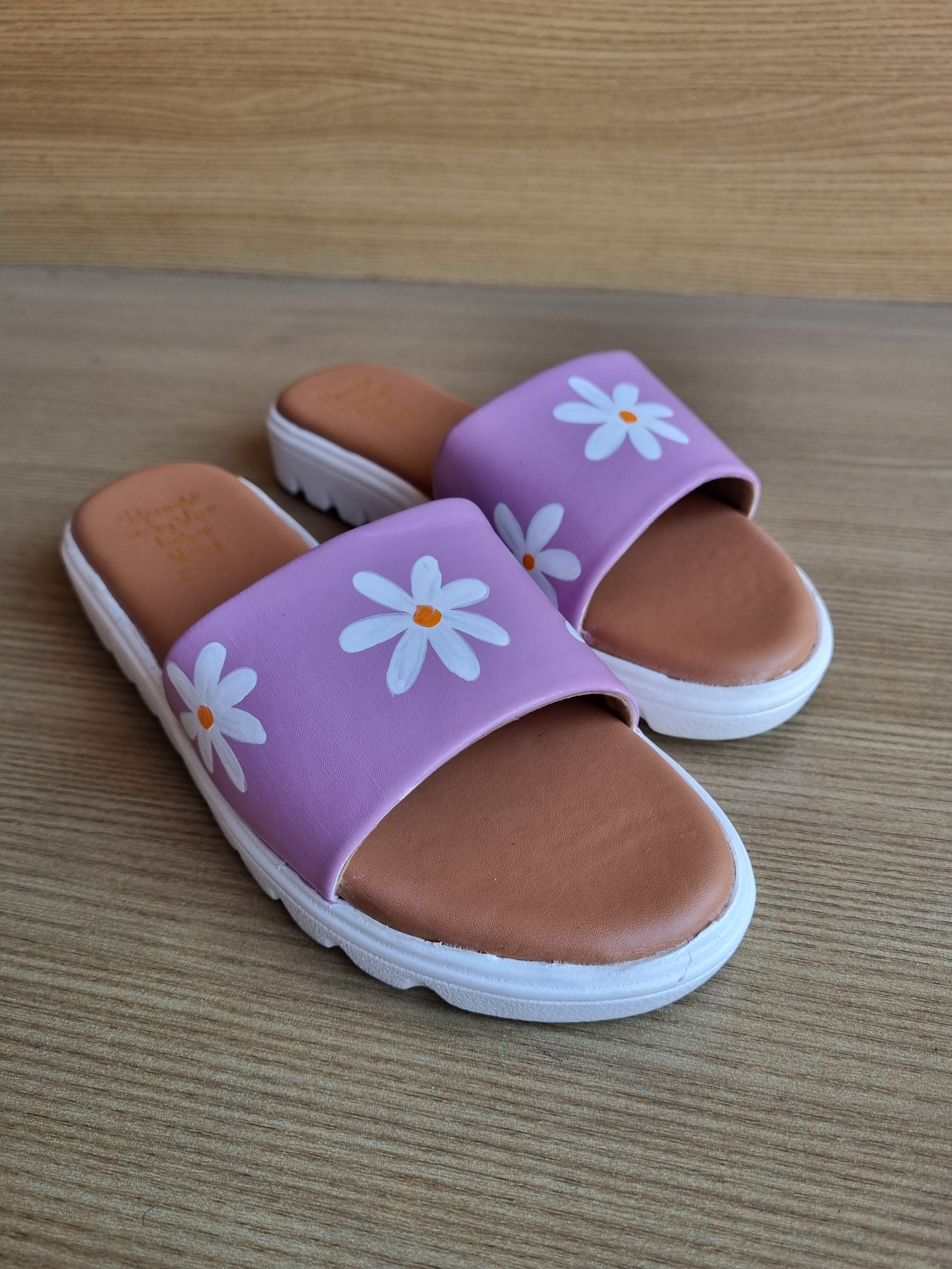 Daisy slides