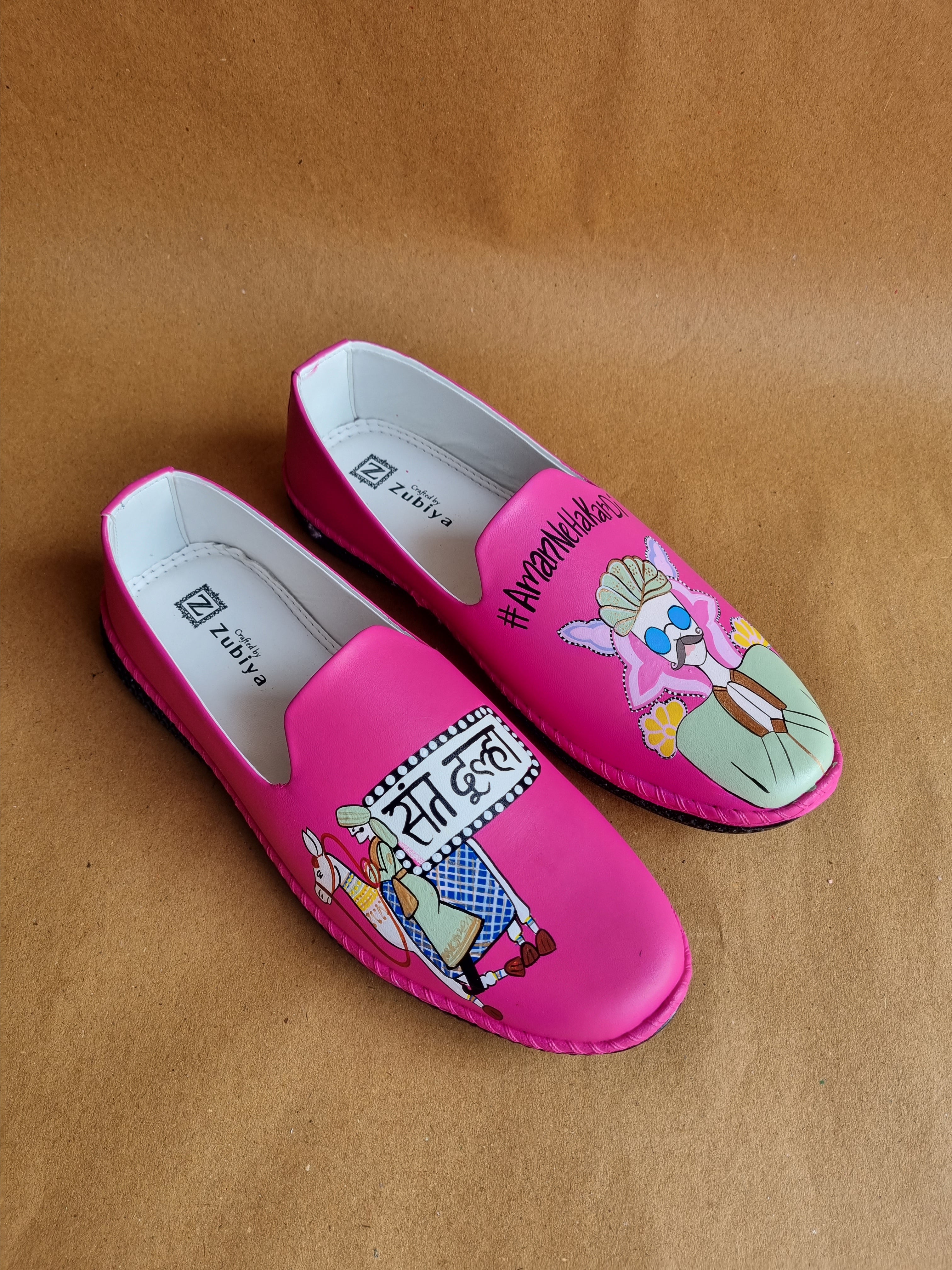 Rajasthani hot pink Mojris