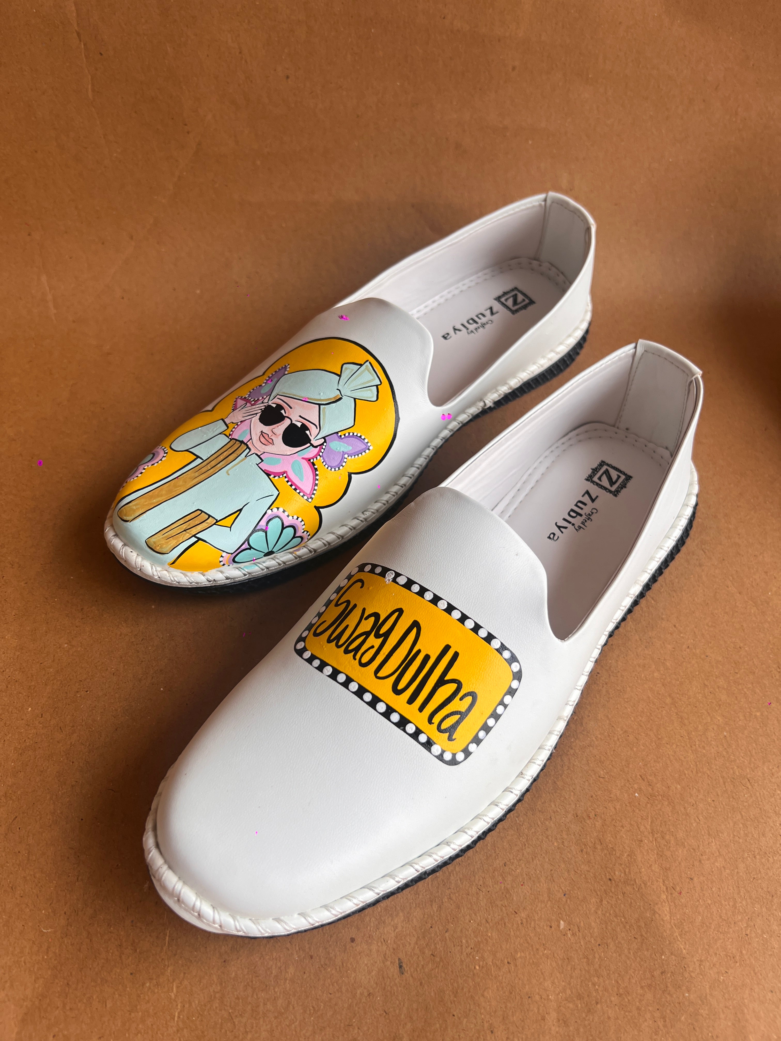 White yellow swag dulha mojris