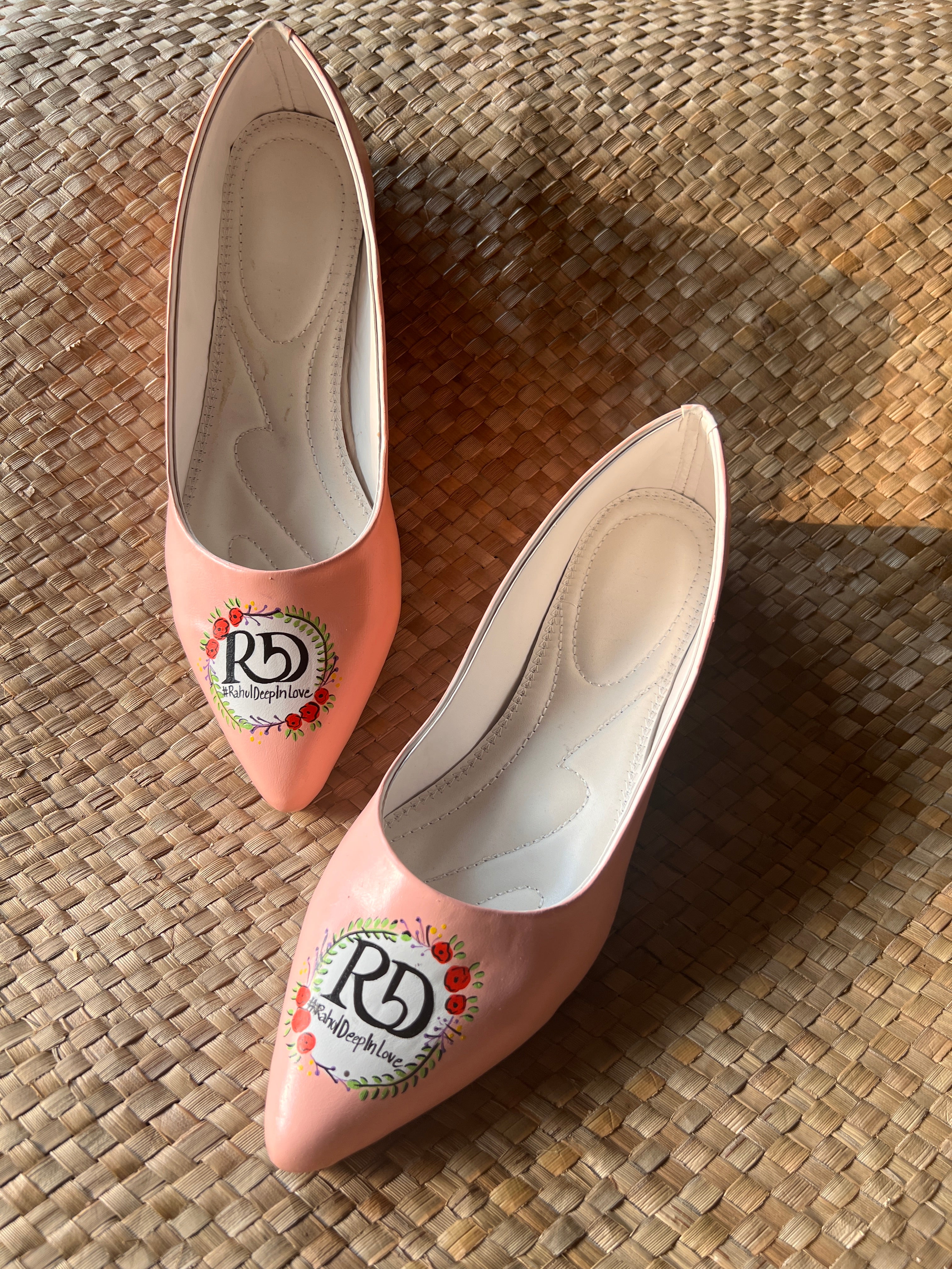 Peach pointed Jutti