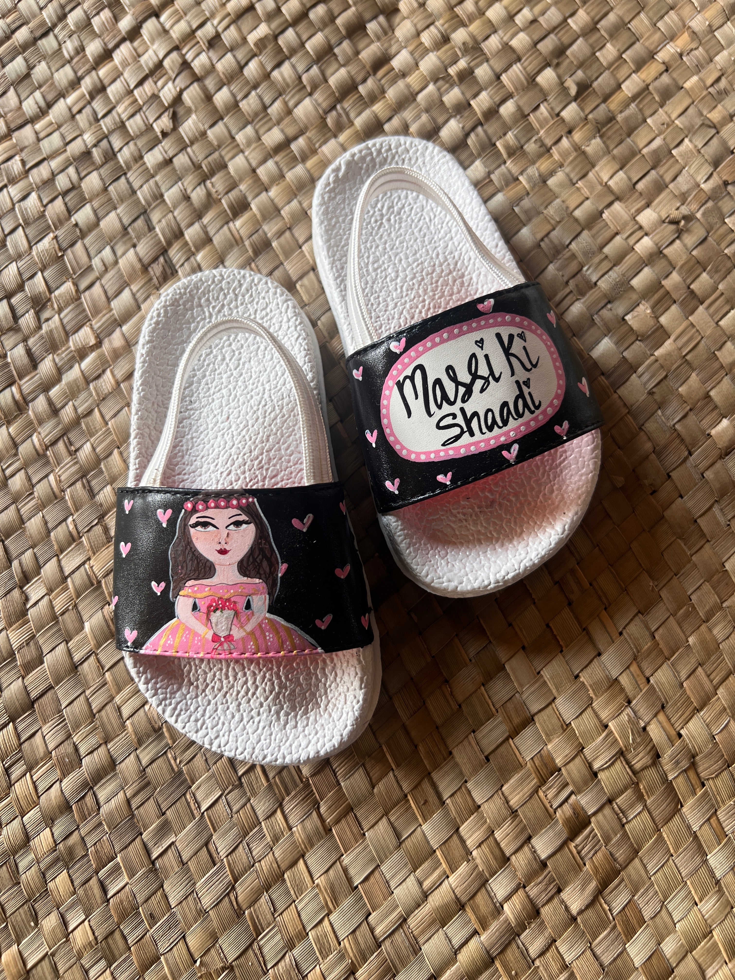 Massi ki shaadi Slides