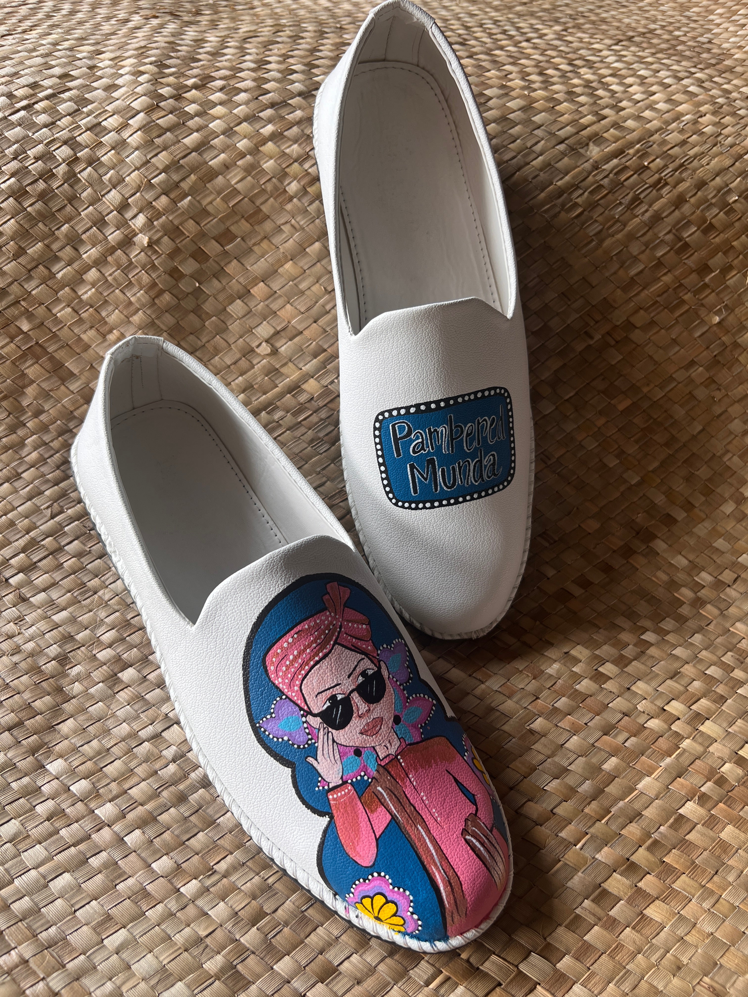 White-teal blue swag dulha  mojirs