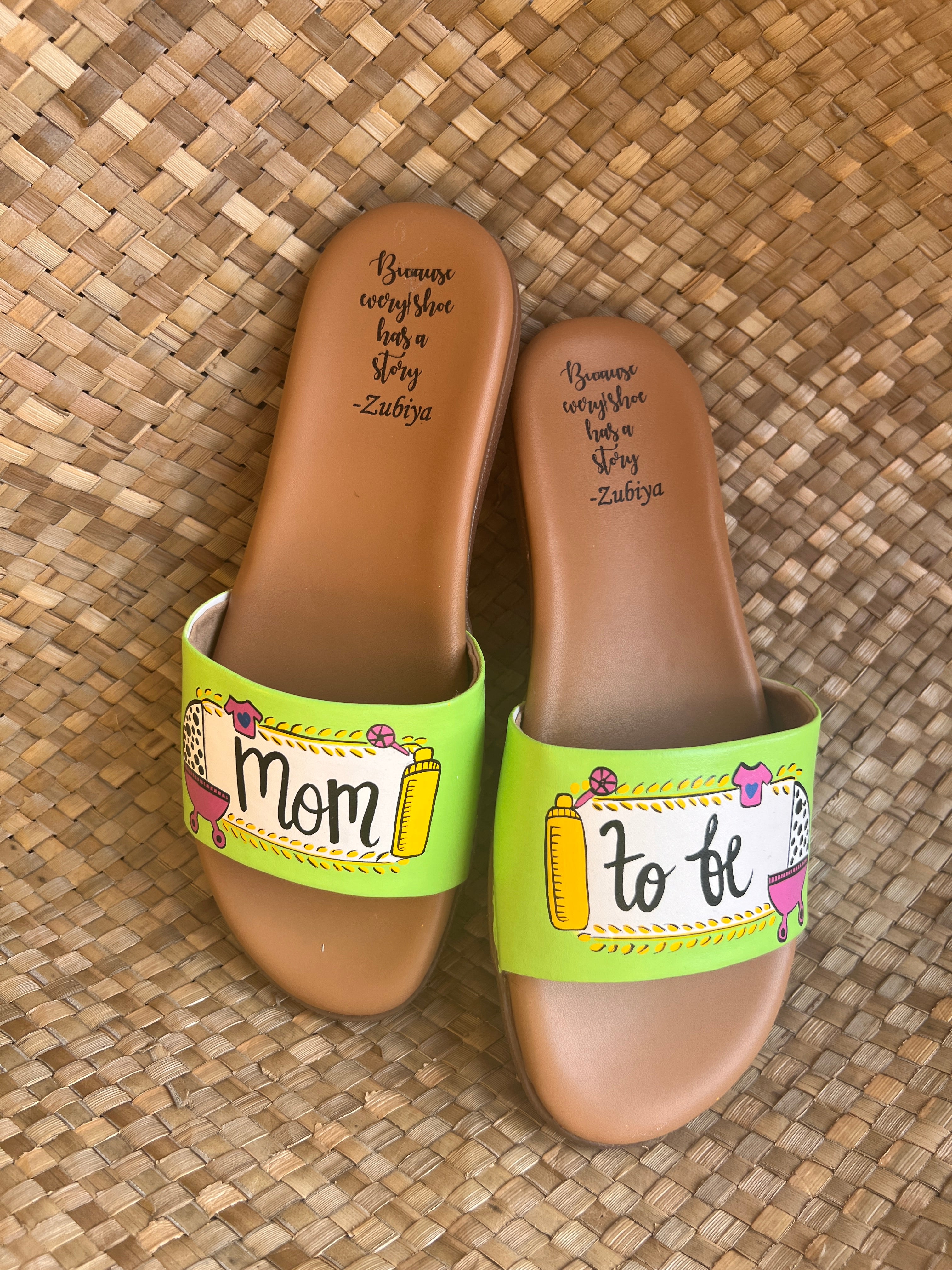 Lime green Mom To Be (Red) Slides