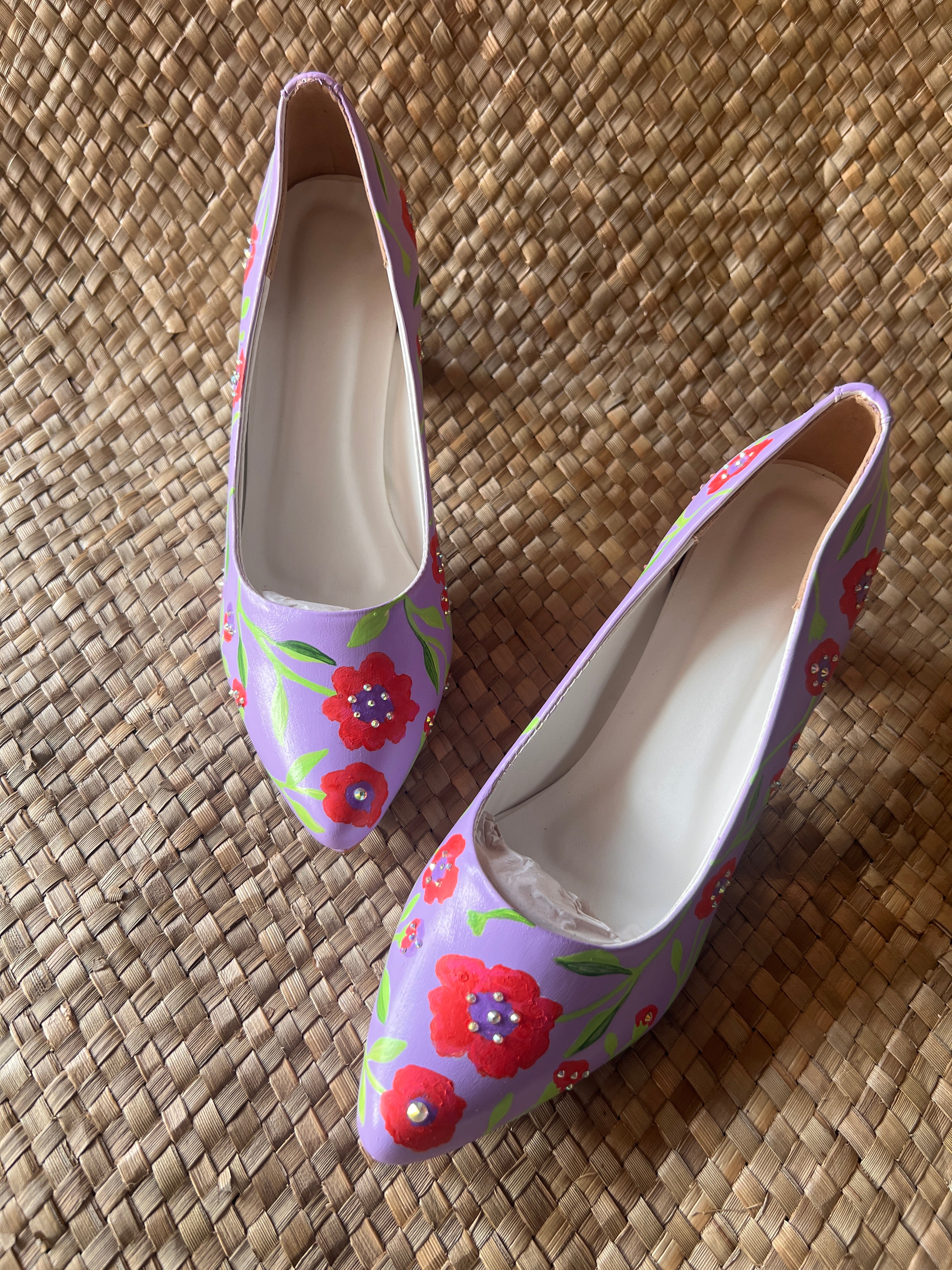 Lavender floral pumps 2.5 inch
