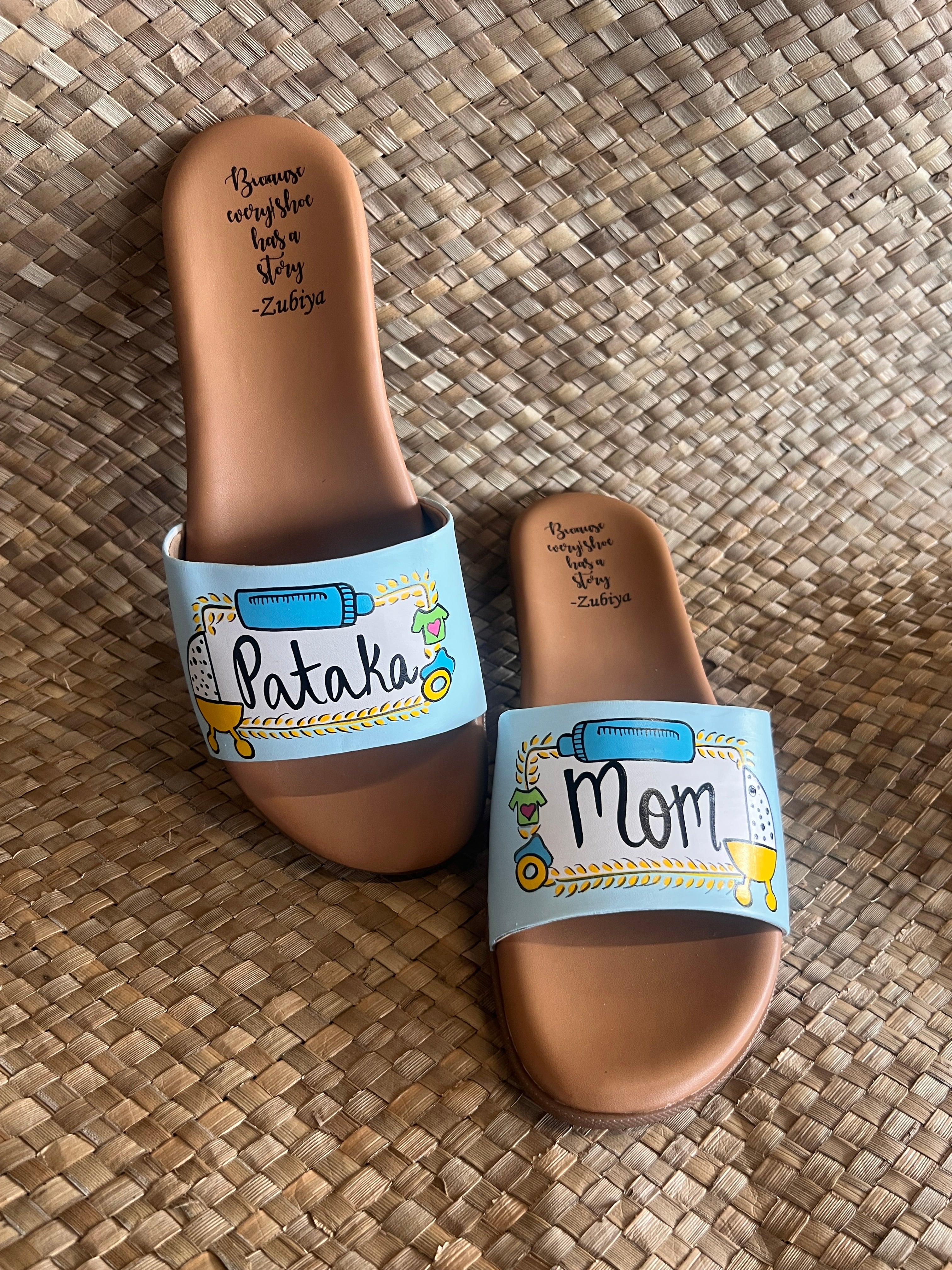 Pataka Mom blue Baby Details Slides