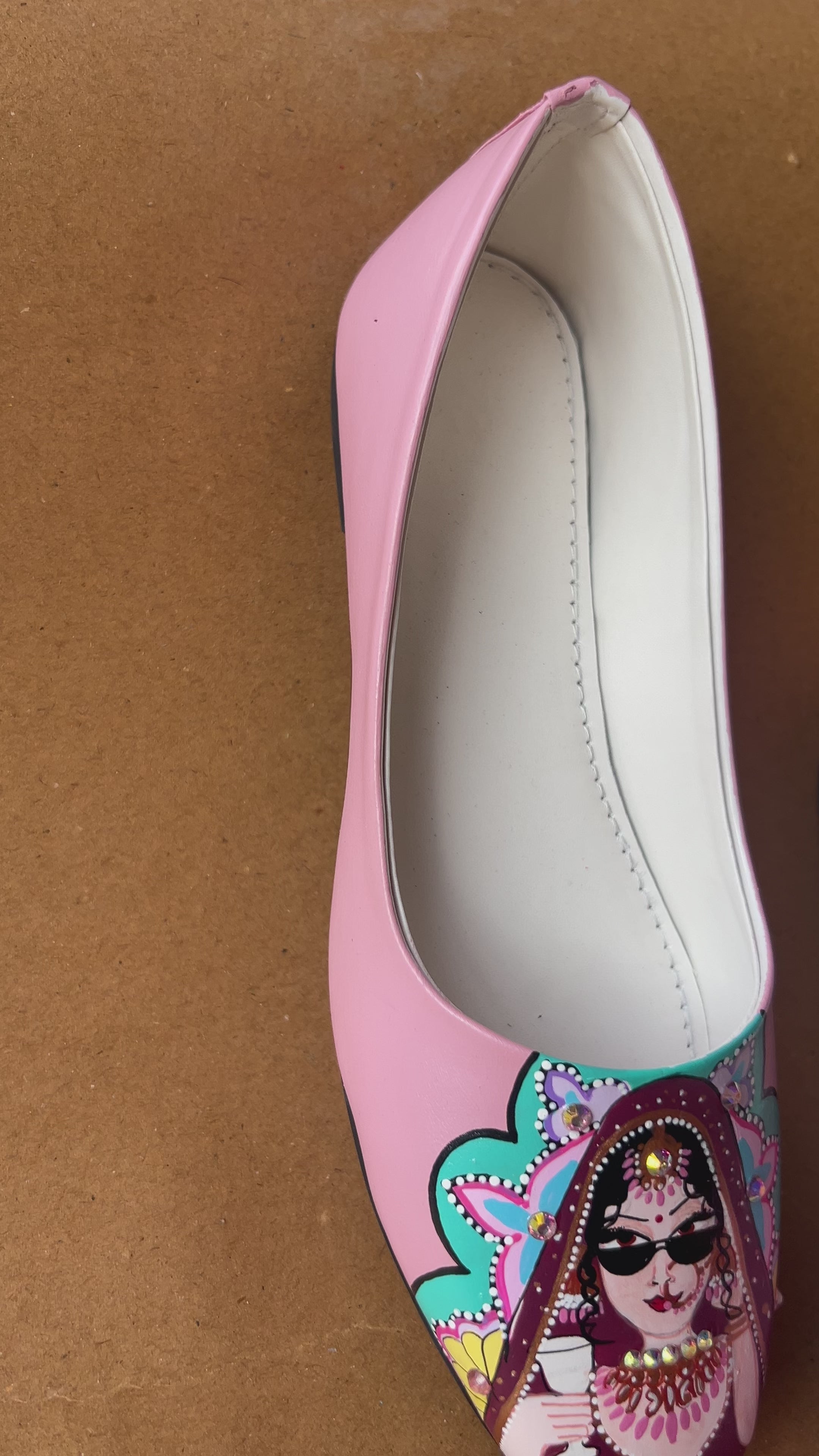 Peach sq.toe swag dulhan sq toe juttis