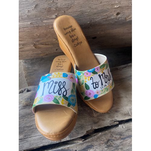 Beige Floral Miss To Mrs Slides