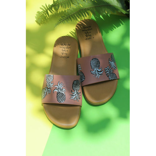 Monochrome Pineapple Slides