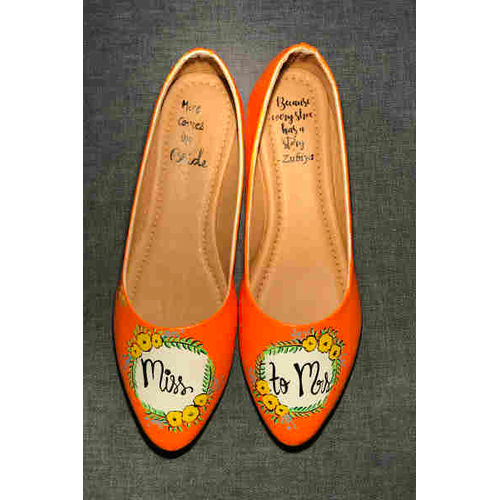 Orange pointed Jutti