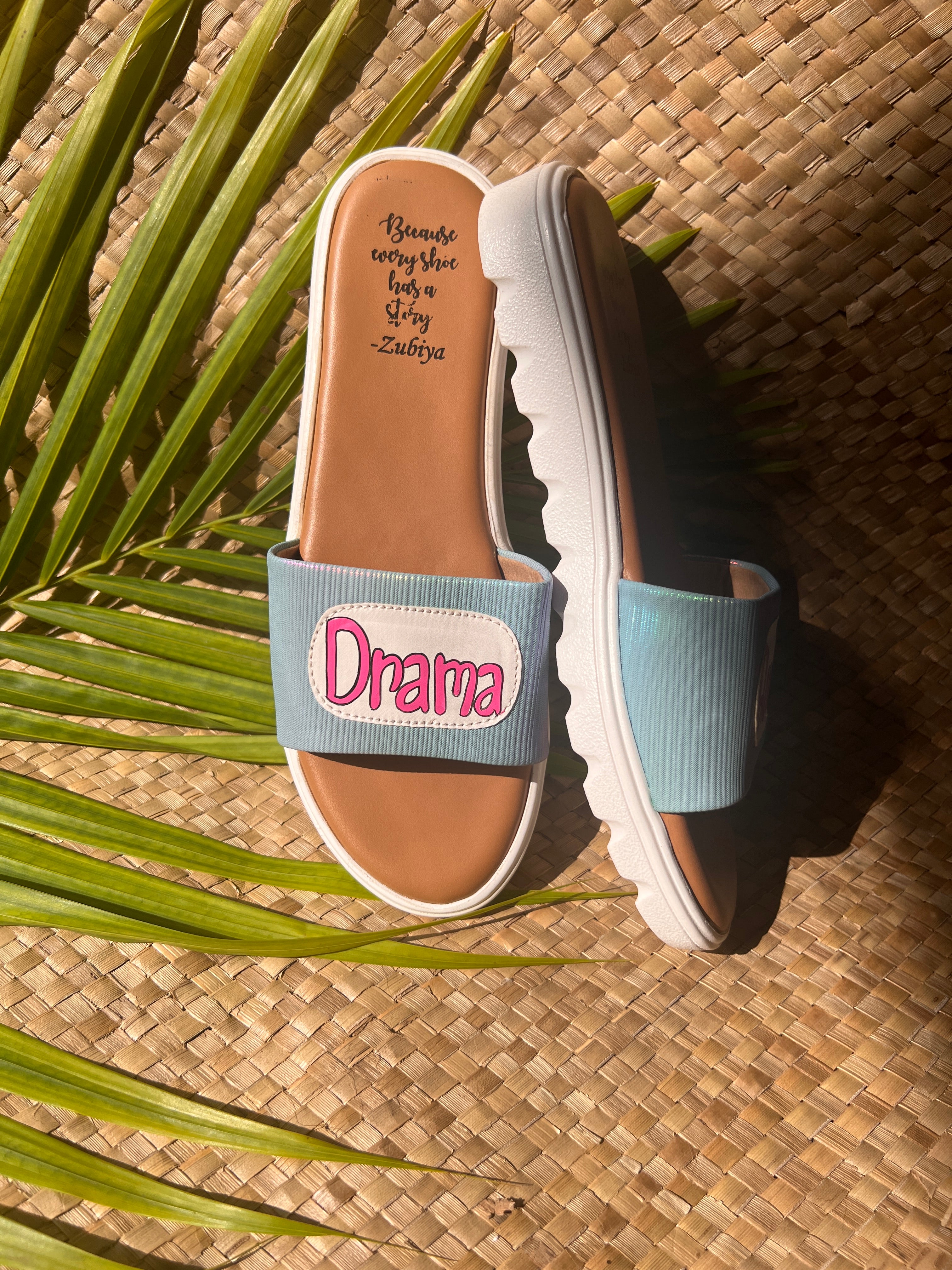 Drama queen Blue holo slides