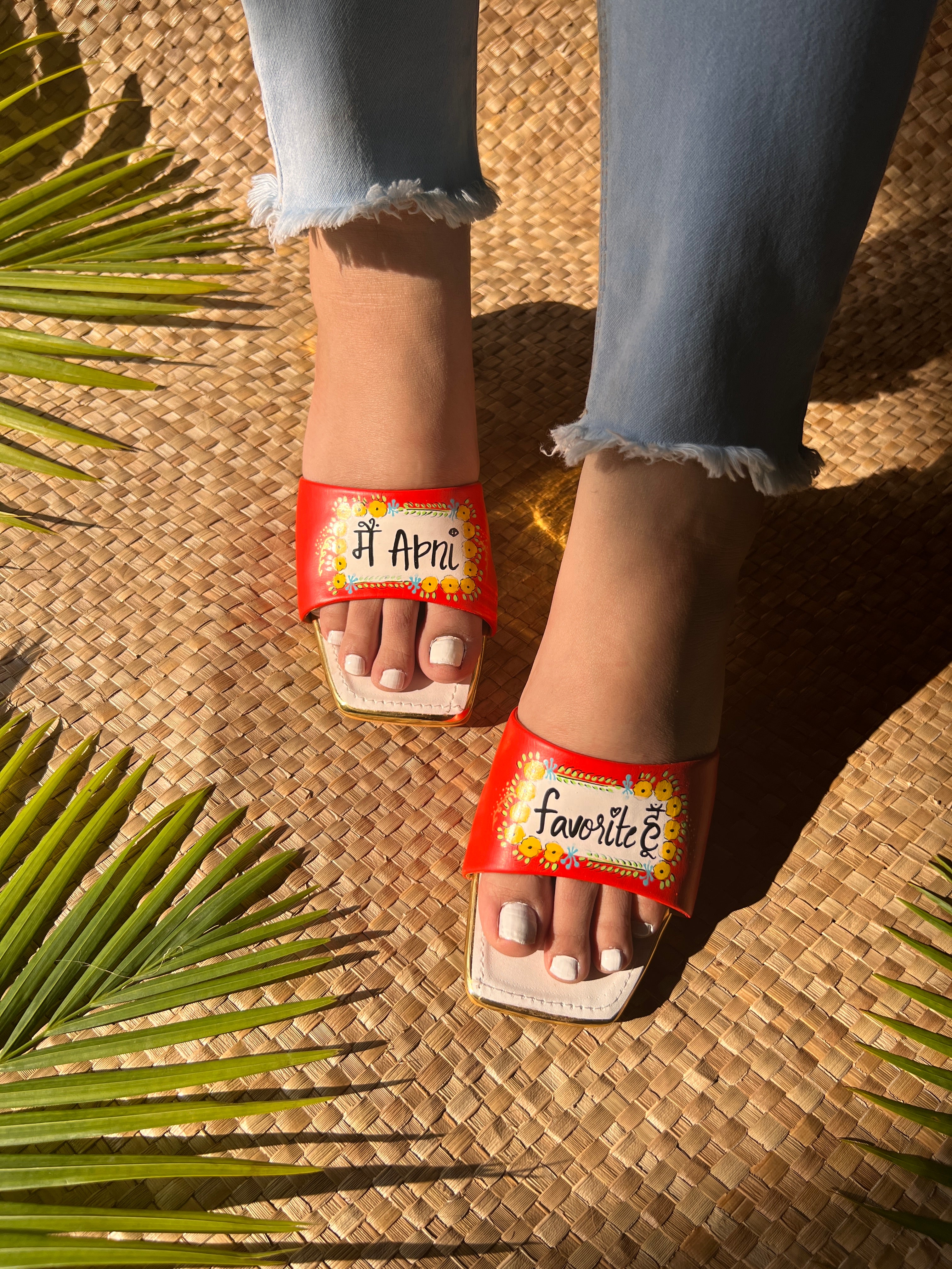 Mein apni favorite hun red heels