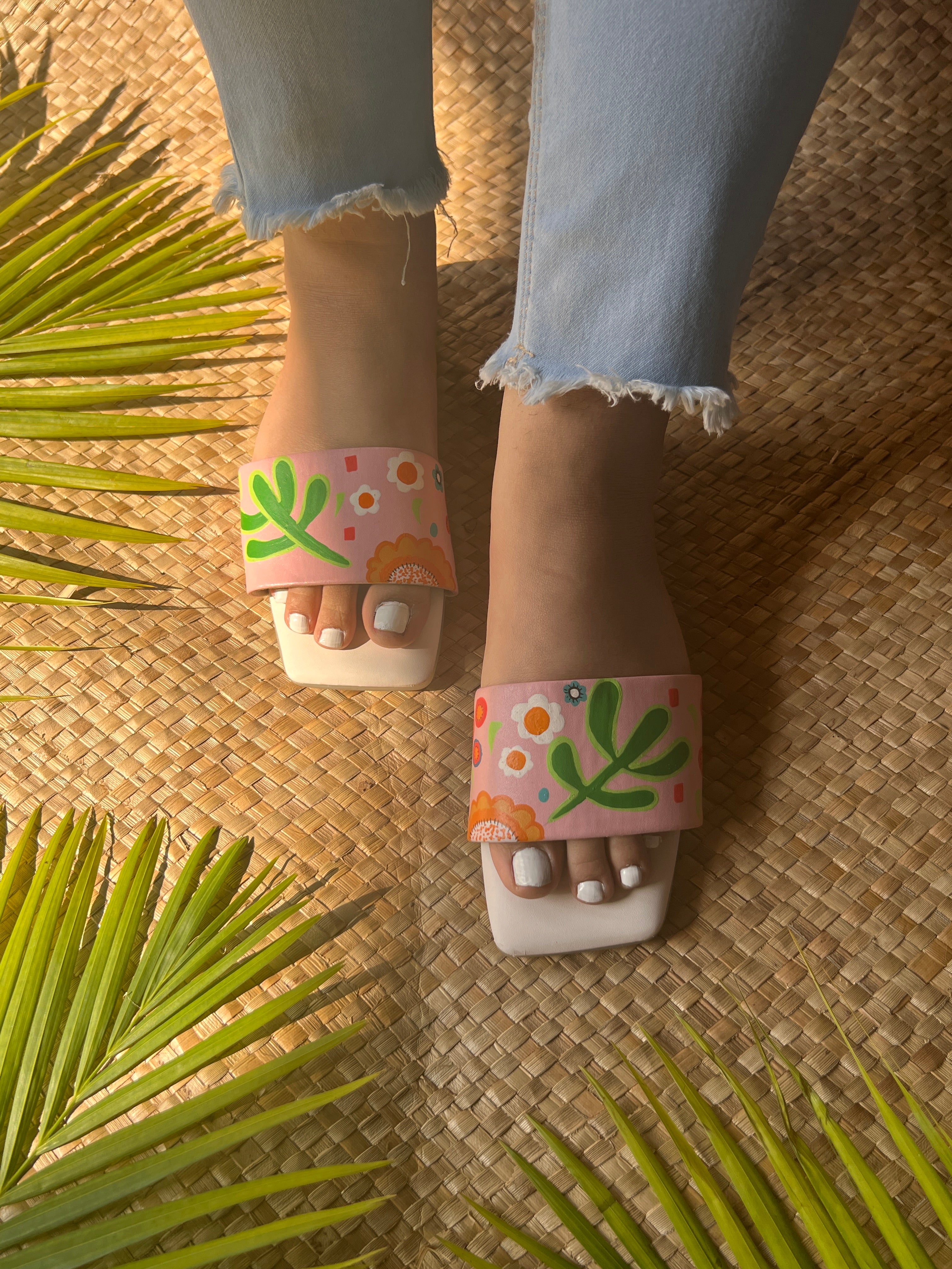 Peachy Heart - Sq Toe Slides