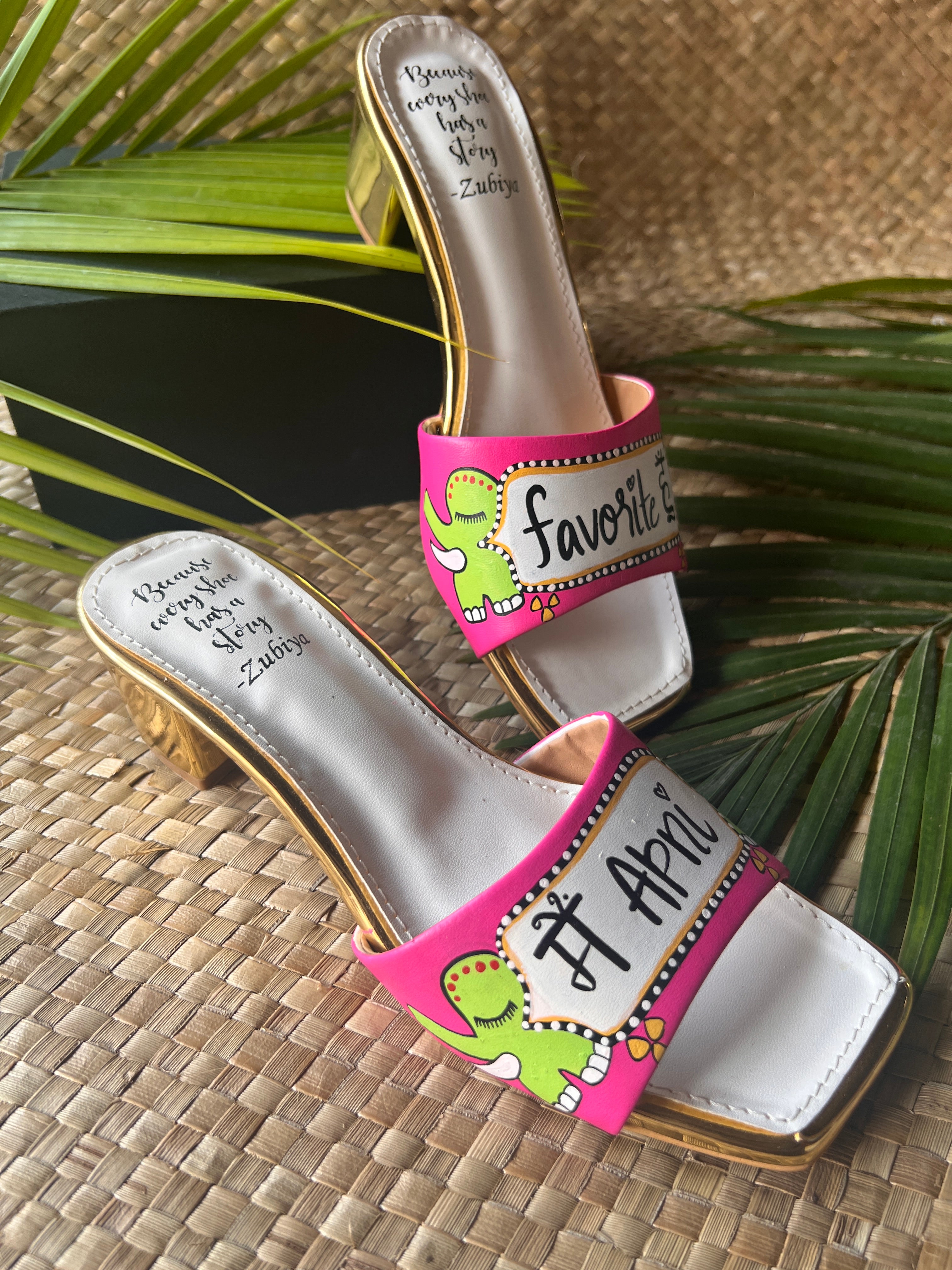 Hot Ellie - Mein apni favorite hun heels