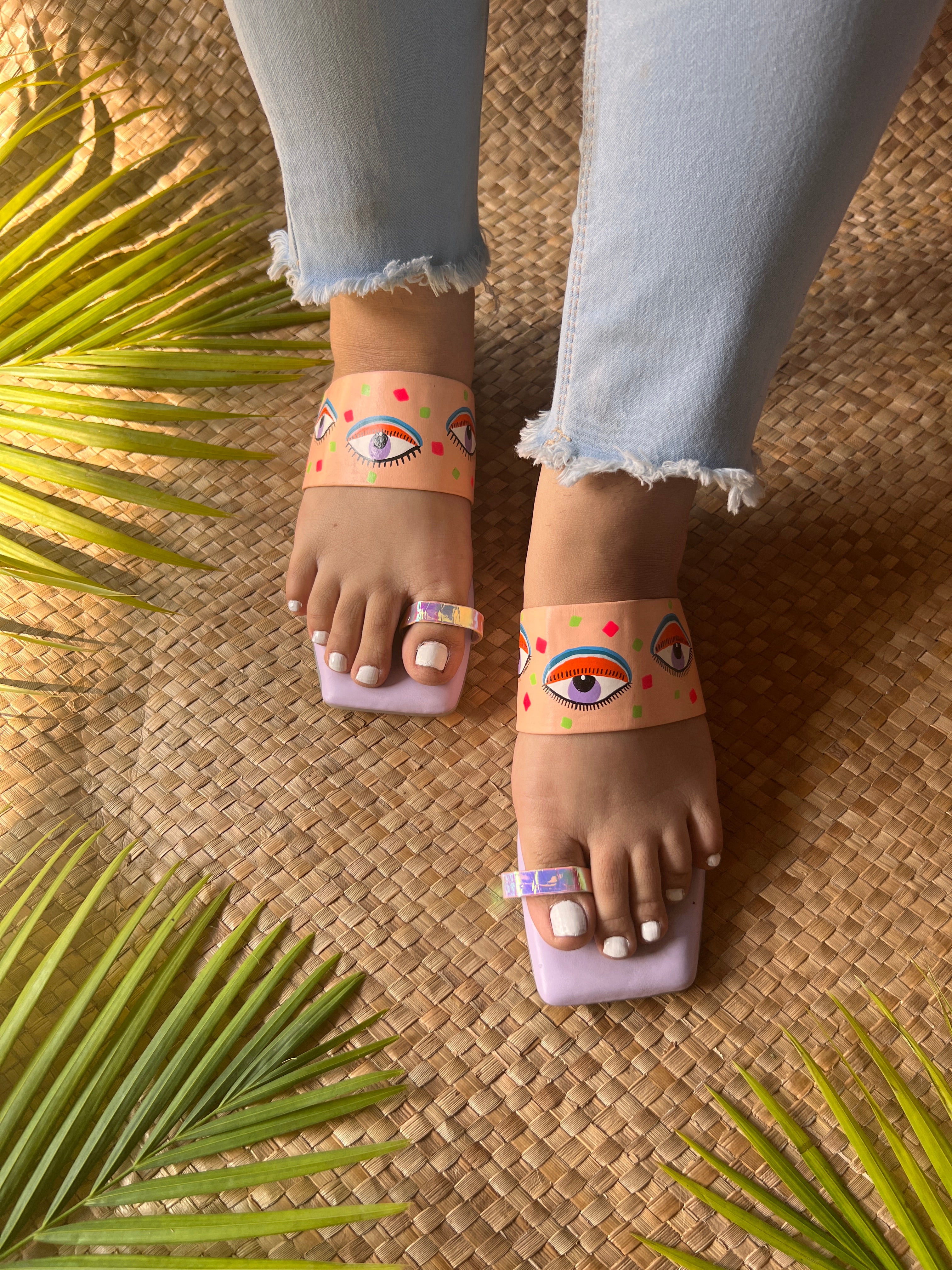 Peach Evil Eye Kohla