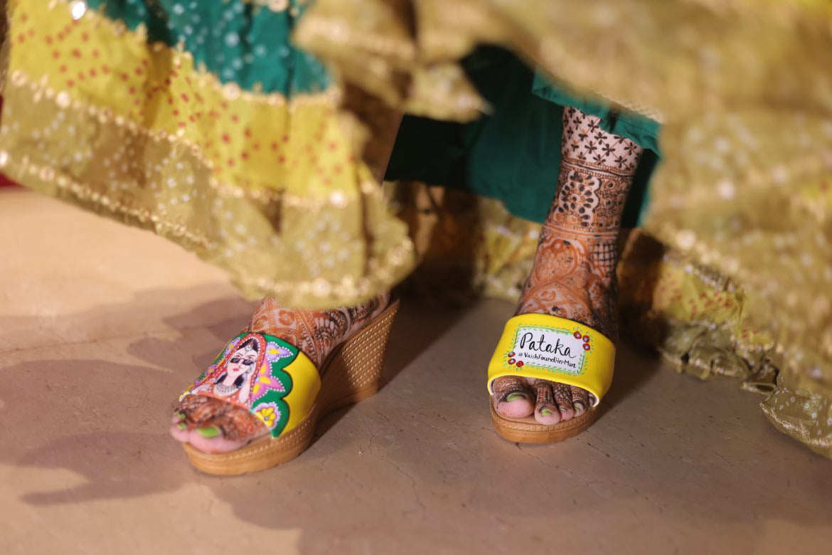 Yellow emerald green Dulhan Artwork Wedges