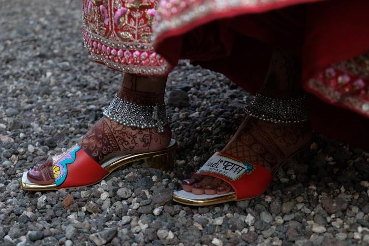 Swag Dulhan Artwork 2 Inch Heel