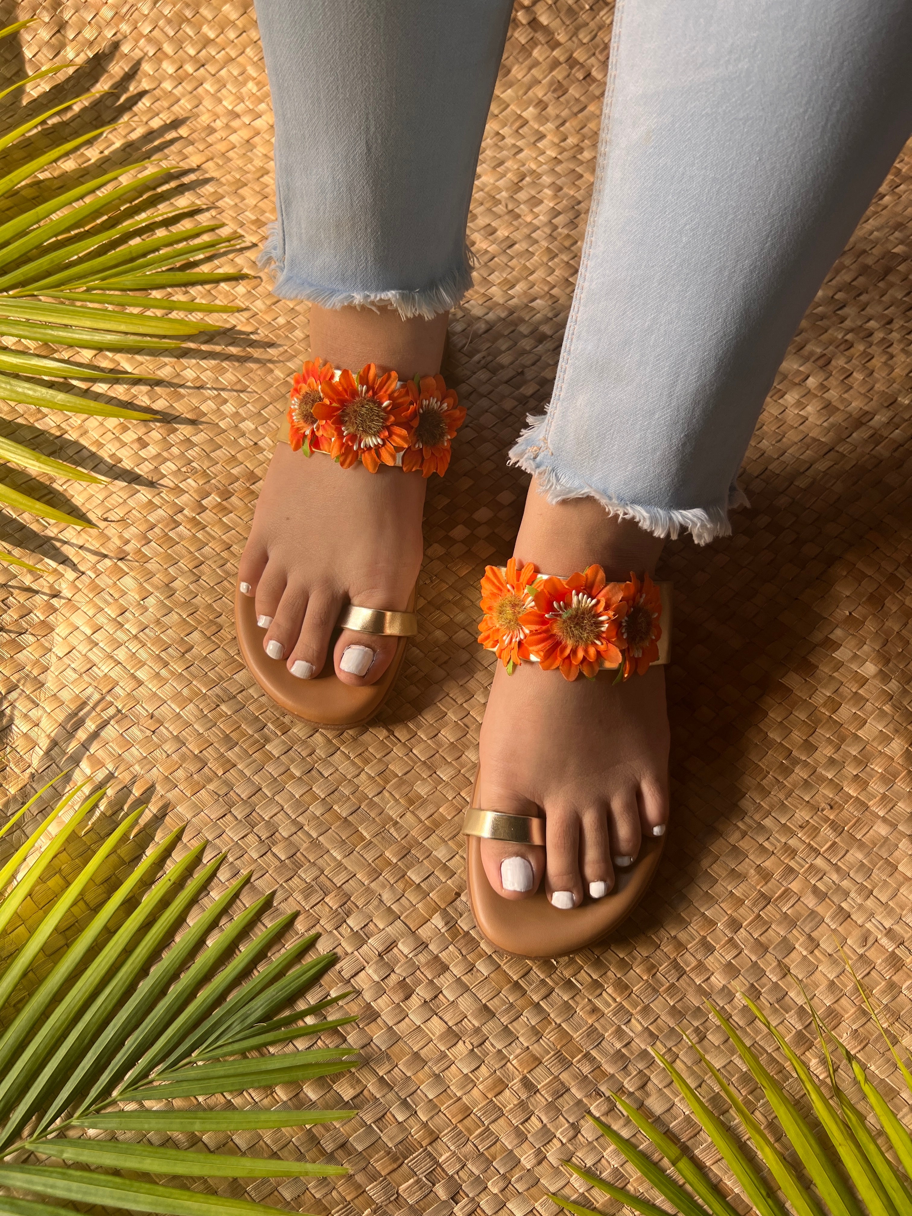 Orange Phulwari kohla slides